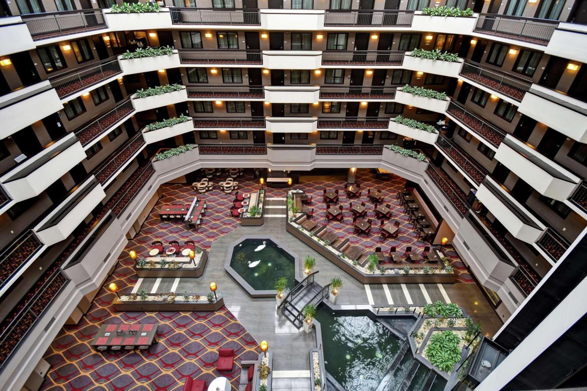 Embassy Suites by Hilton Dulles Airport photo 7