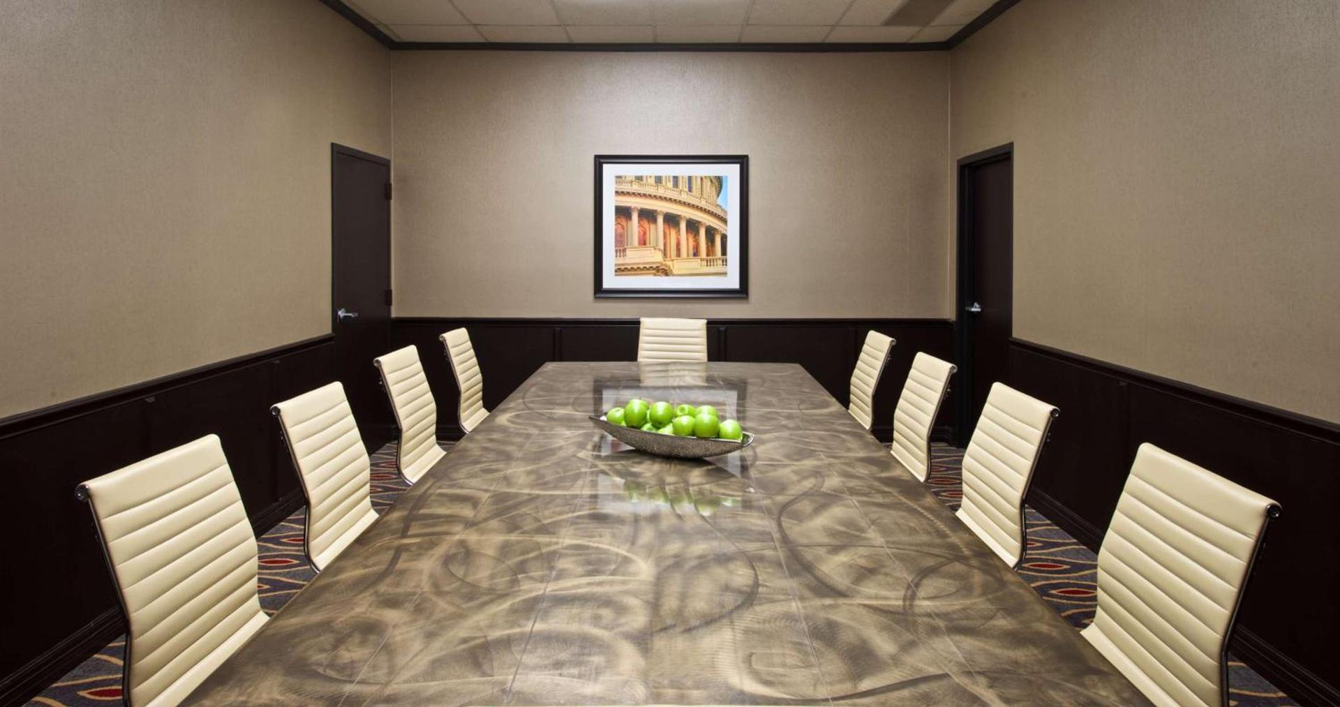 Embassy Suites by Hilton Dulles Airport photo 32