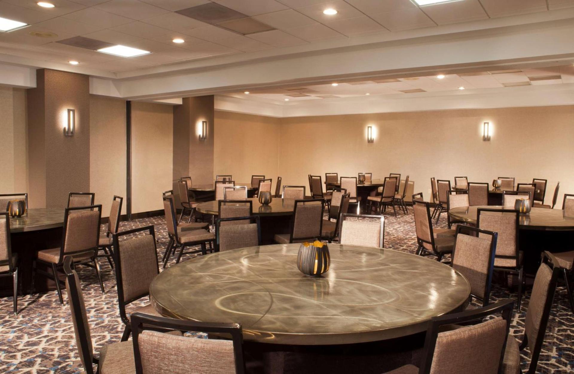 Embassy Suites by Hilton Dulles Airport photo 36