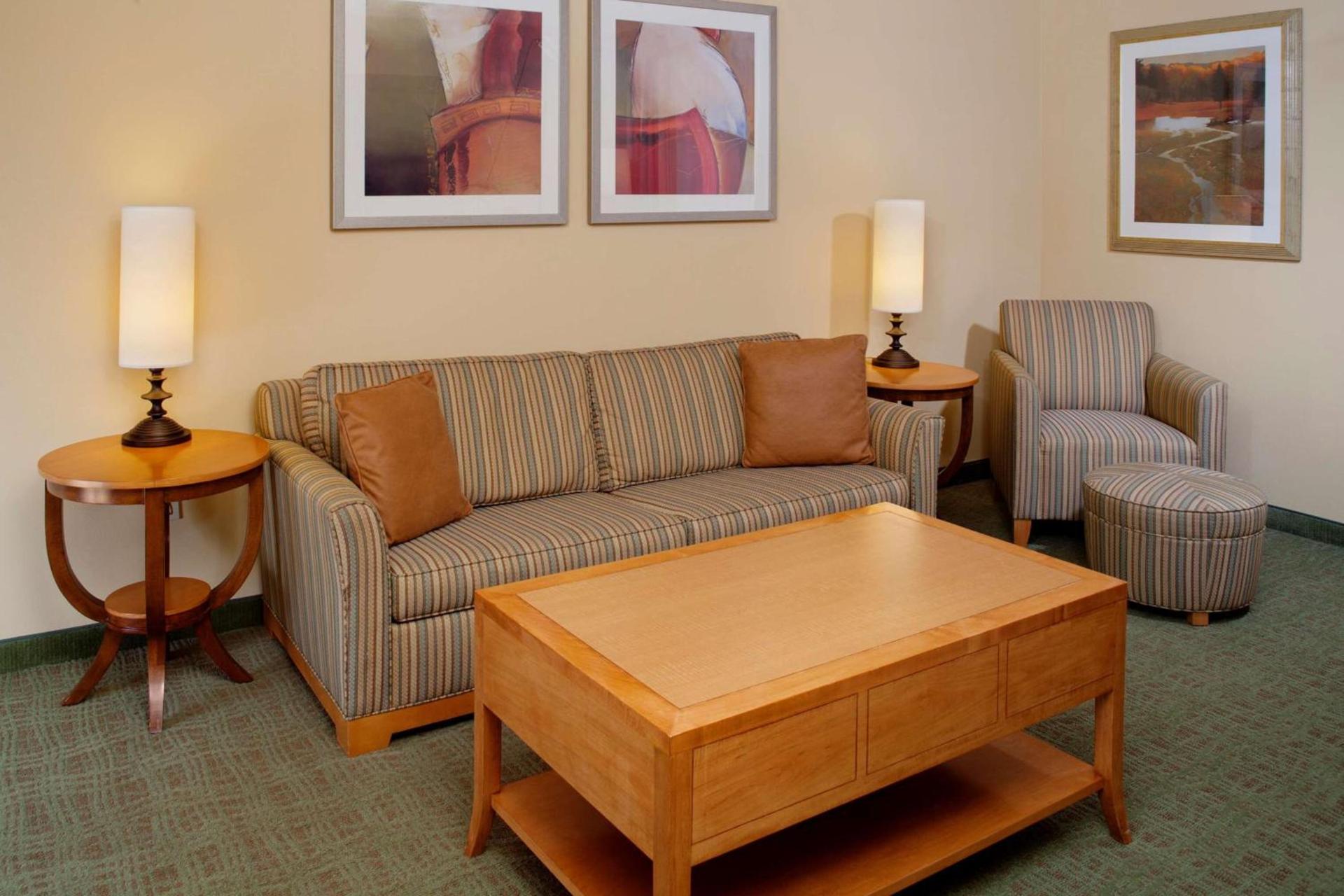 Wyndham Columbus photo 10
