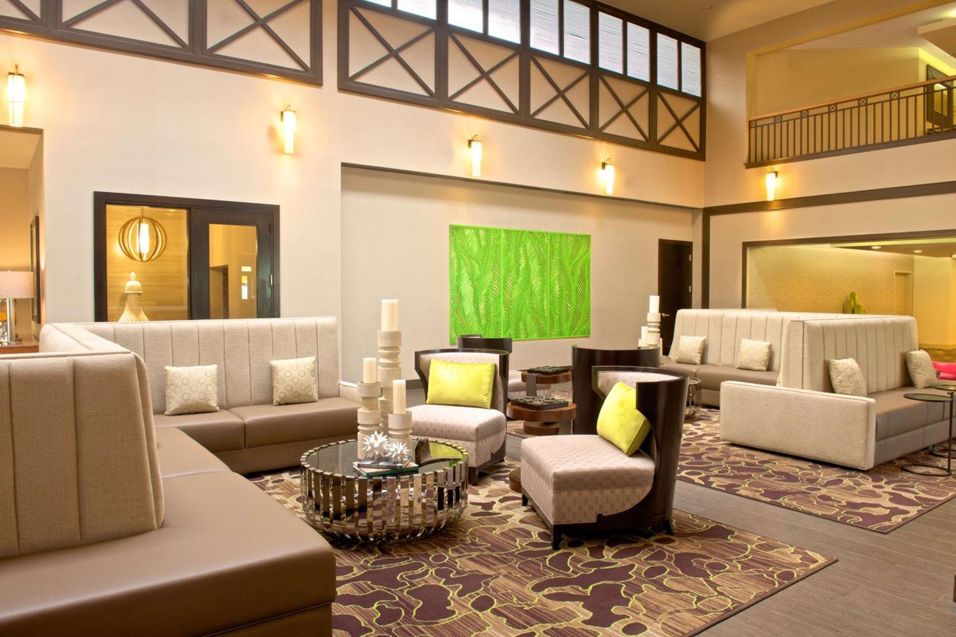 Hilton Tampa Airport Westshore photo 8
