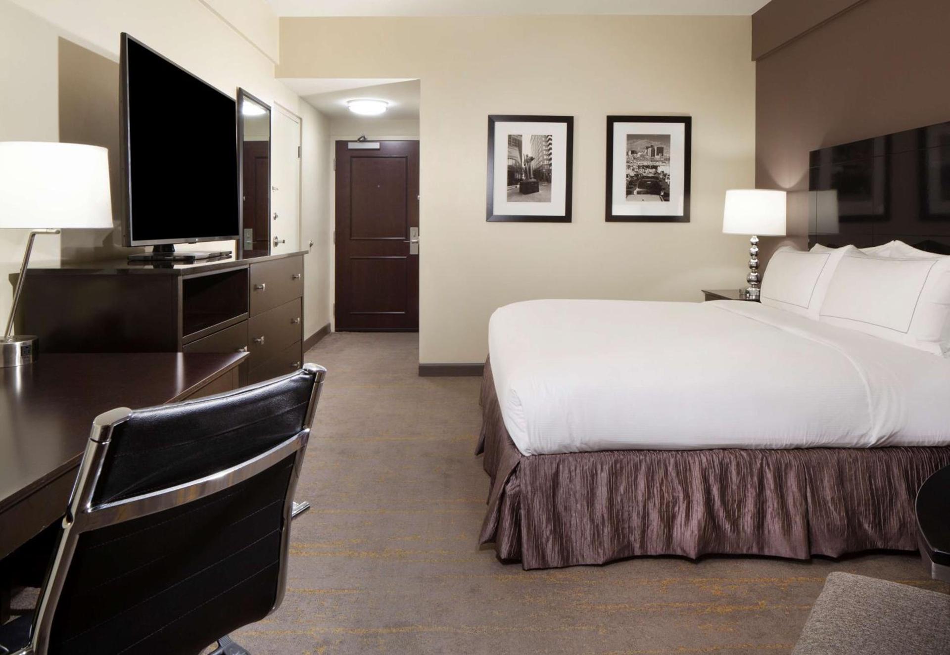 DoubleTree by Hilton El Paso Downtown photo 40