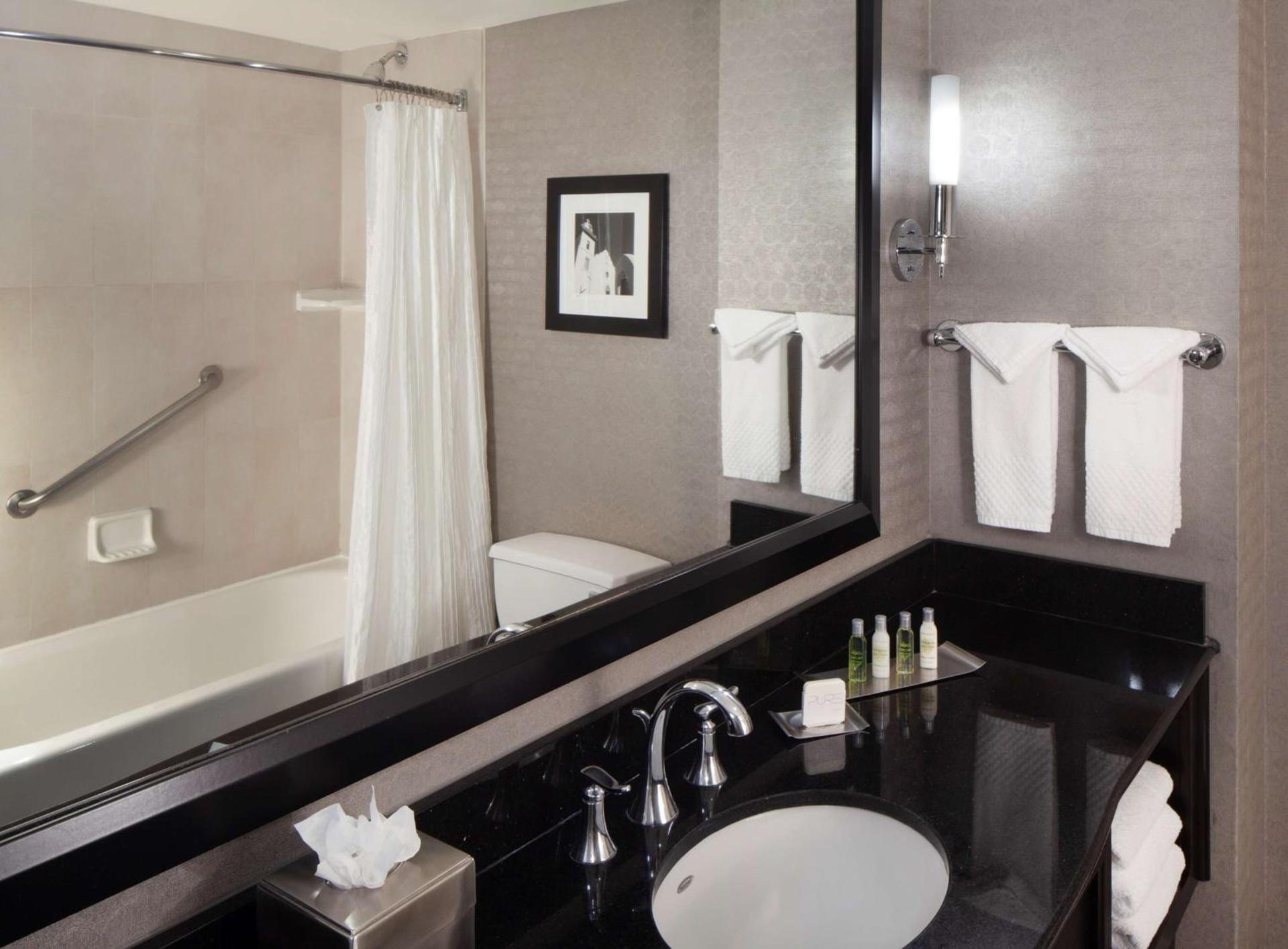 DoubleTree by Hilton El Paso Downtown photo 43