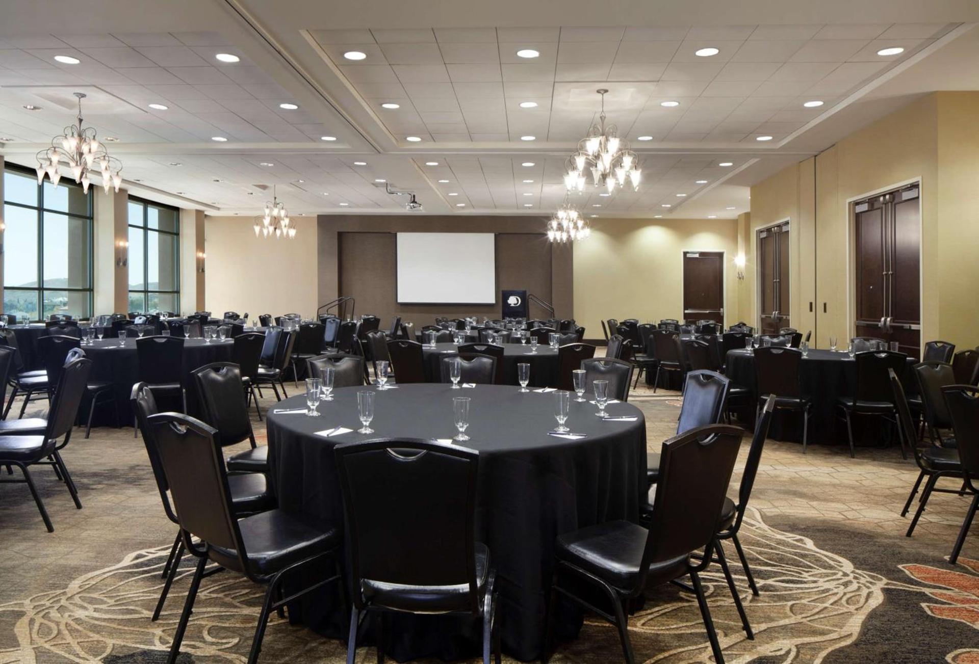 DoubleTree by Hilton El Paso Downtown photo 65