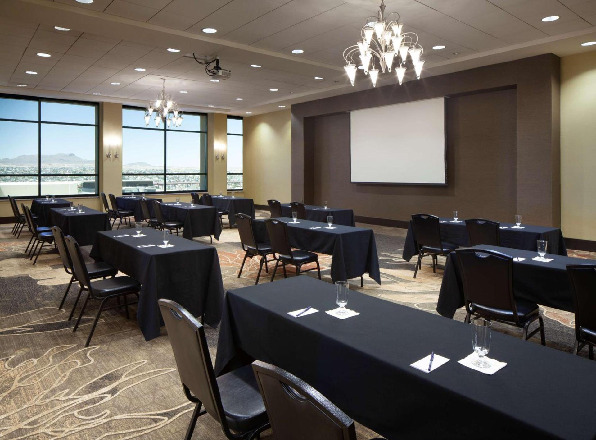 DoubleTree by Hilton El Paso Downtown photo 68