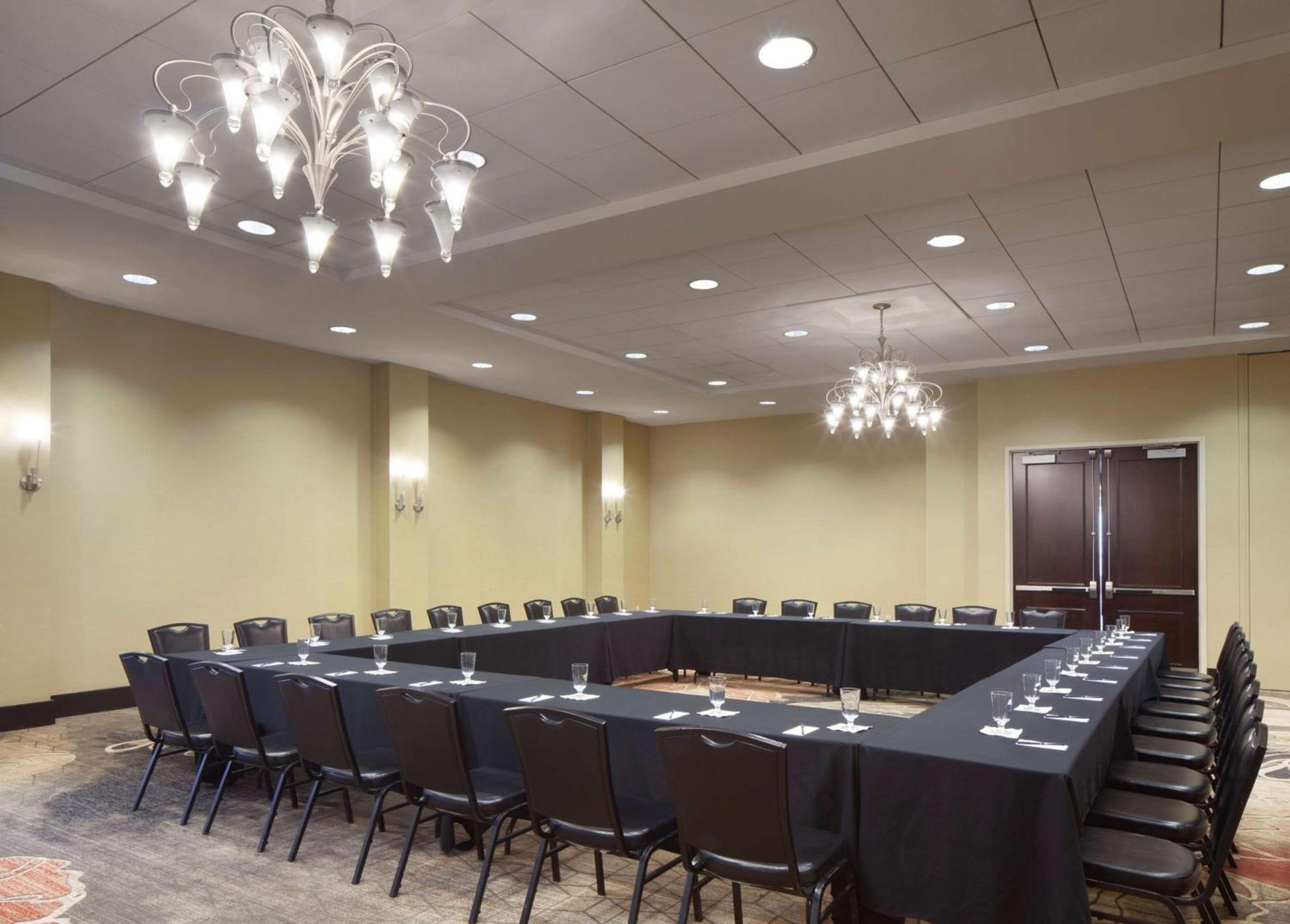 DoubleTree by Hilton El Paso Downtown photo 69