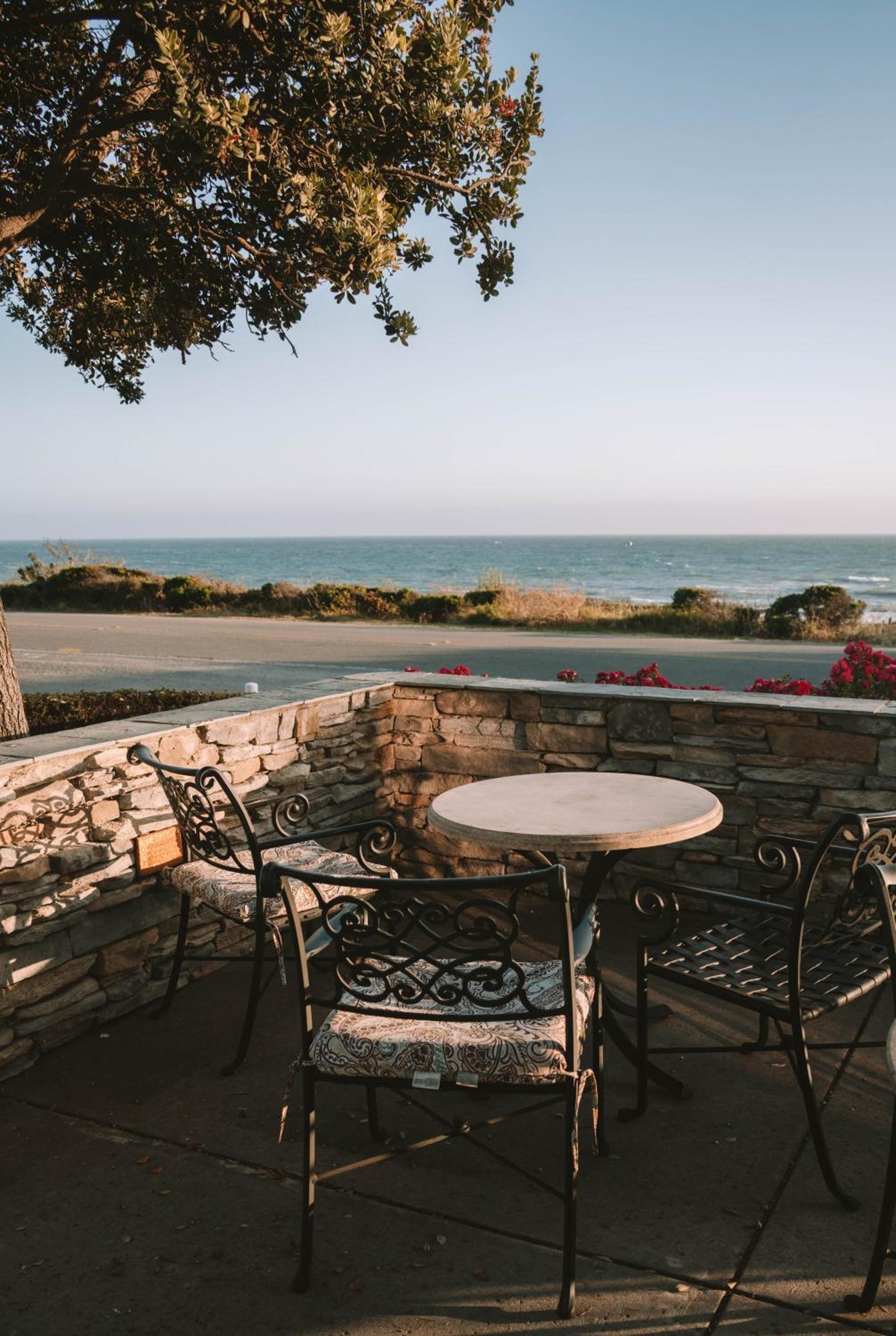 Fireside Inn on Moonstone Beach photo 23