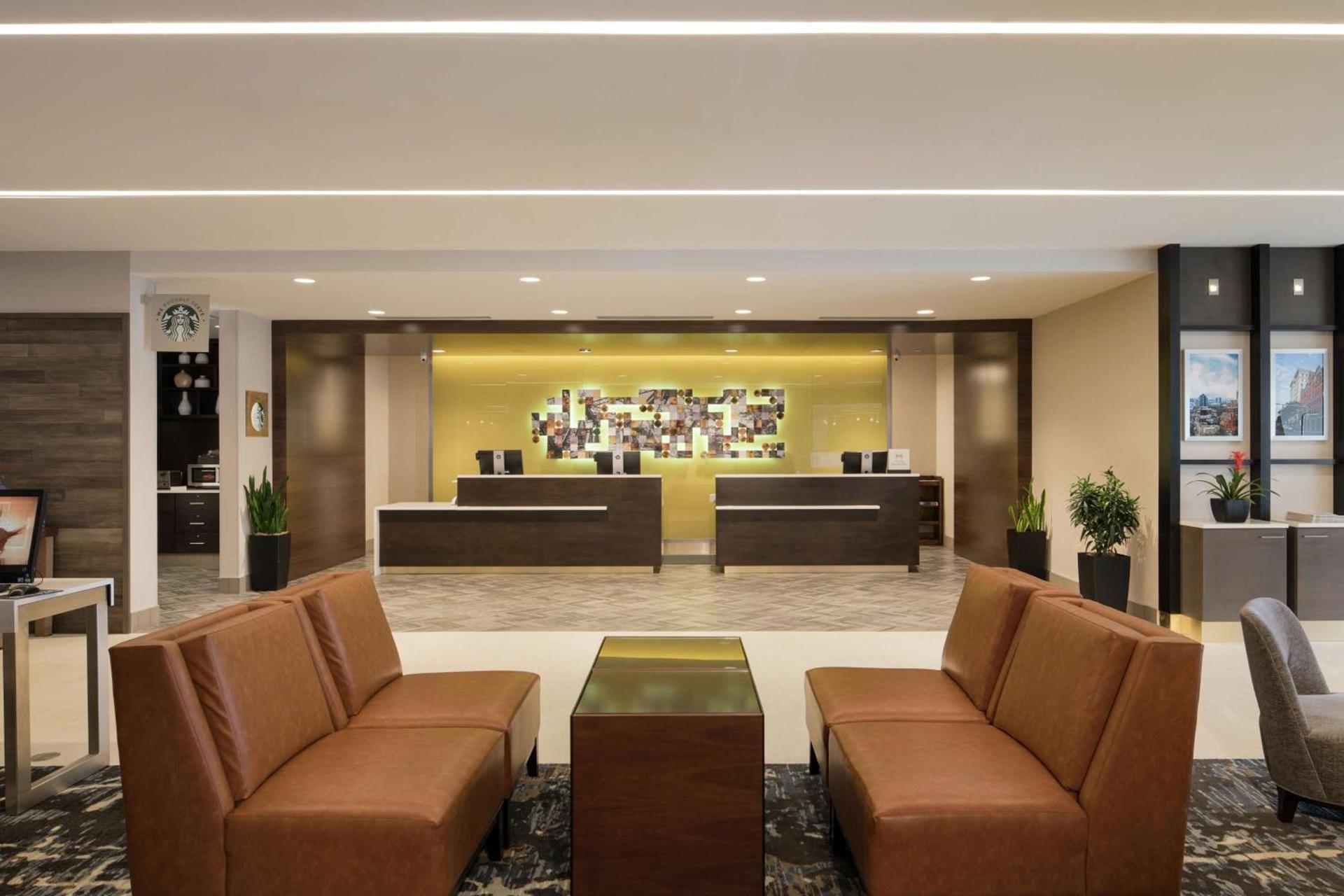 DoubleTree by Hilton Hotel Syracuse photo 8