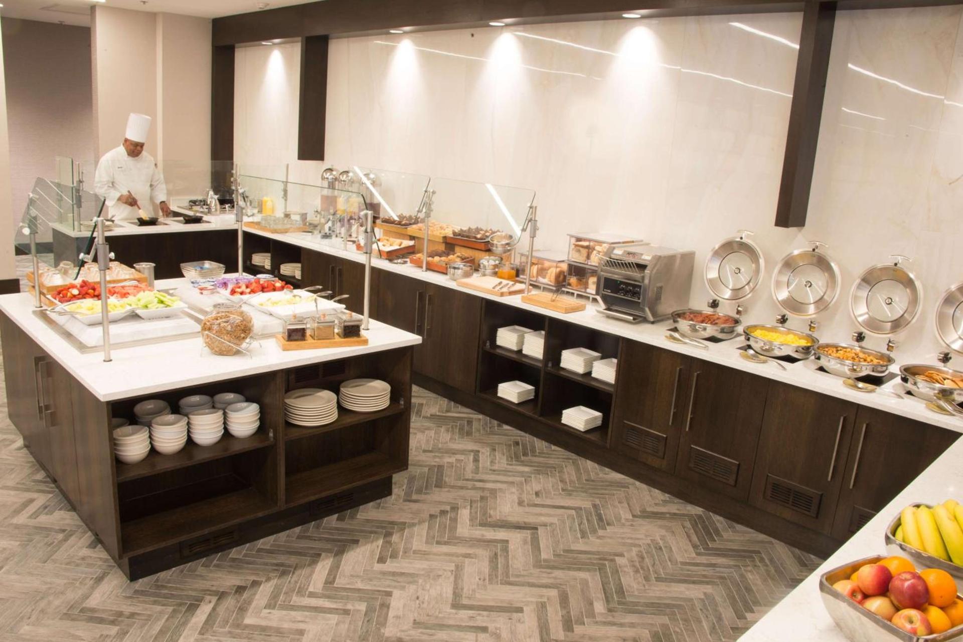 DoubleTree by Hilton Hotel Syracuse photo 29