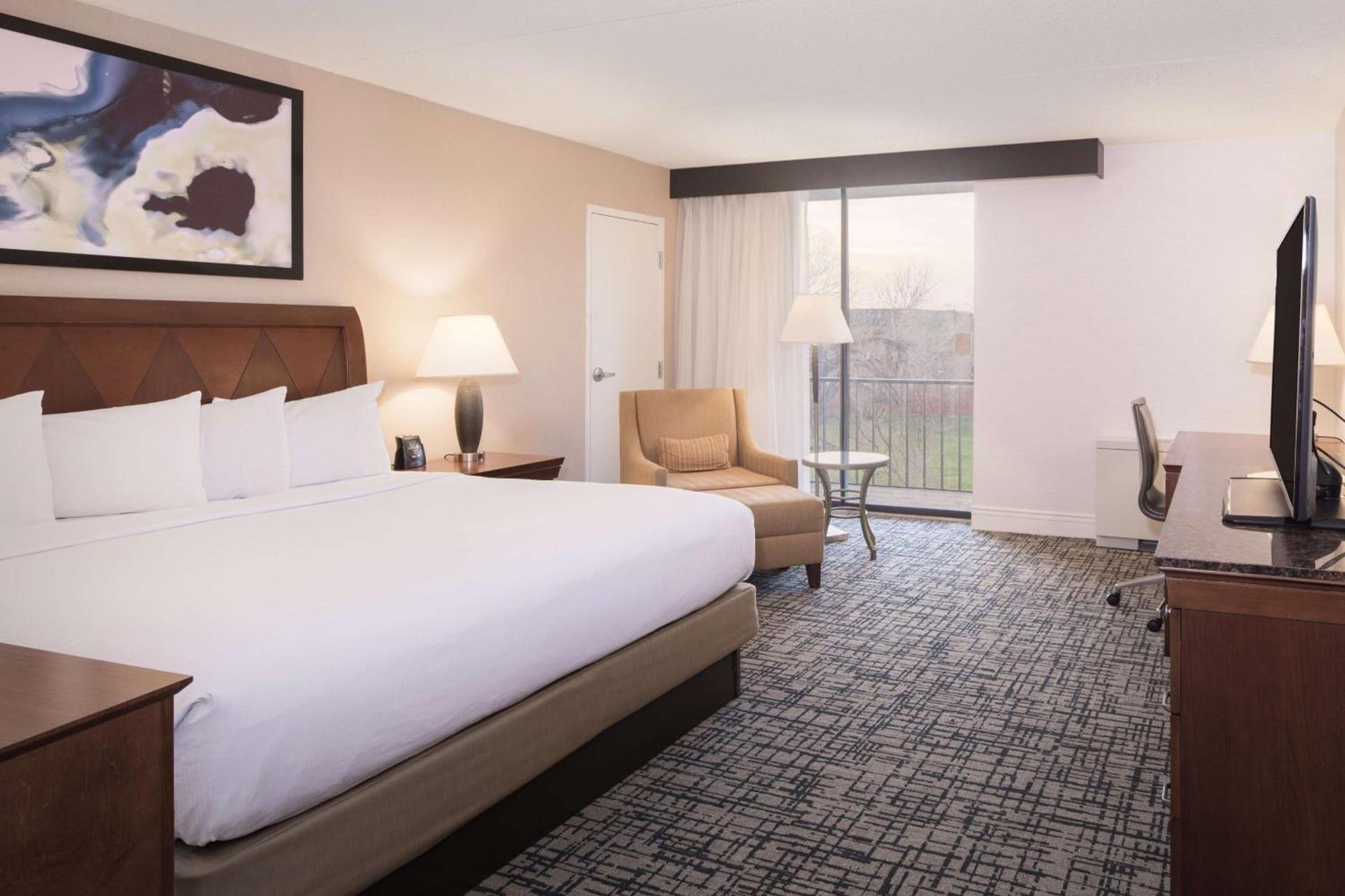DoubleTree by Hilton Hotel Syracuse photo 39