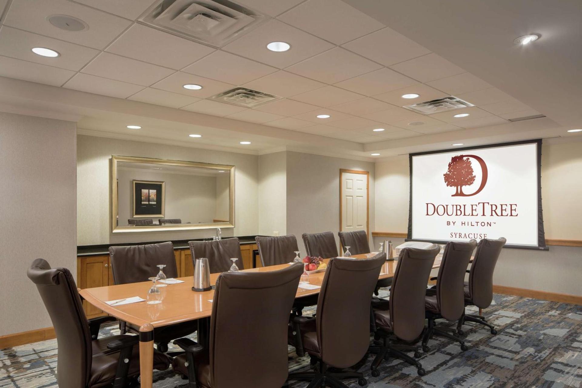 DoubleTree by Hilton Hotel Syracuse photo 41