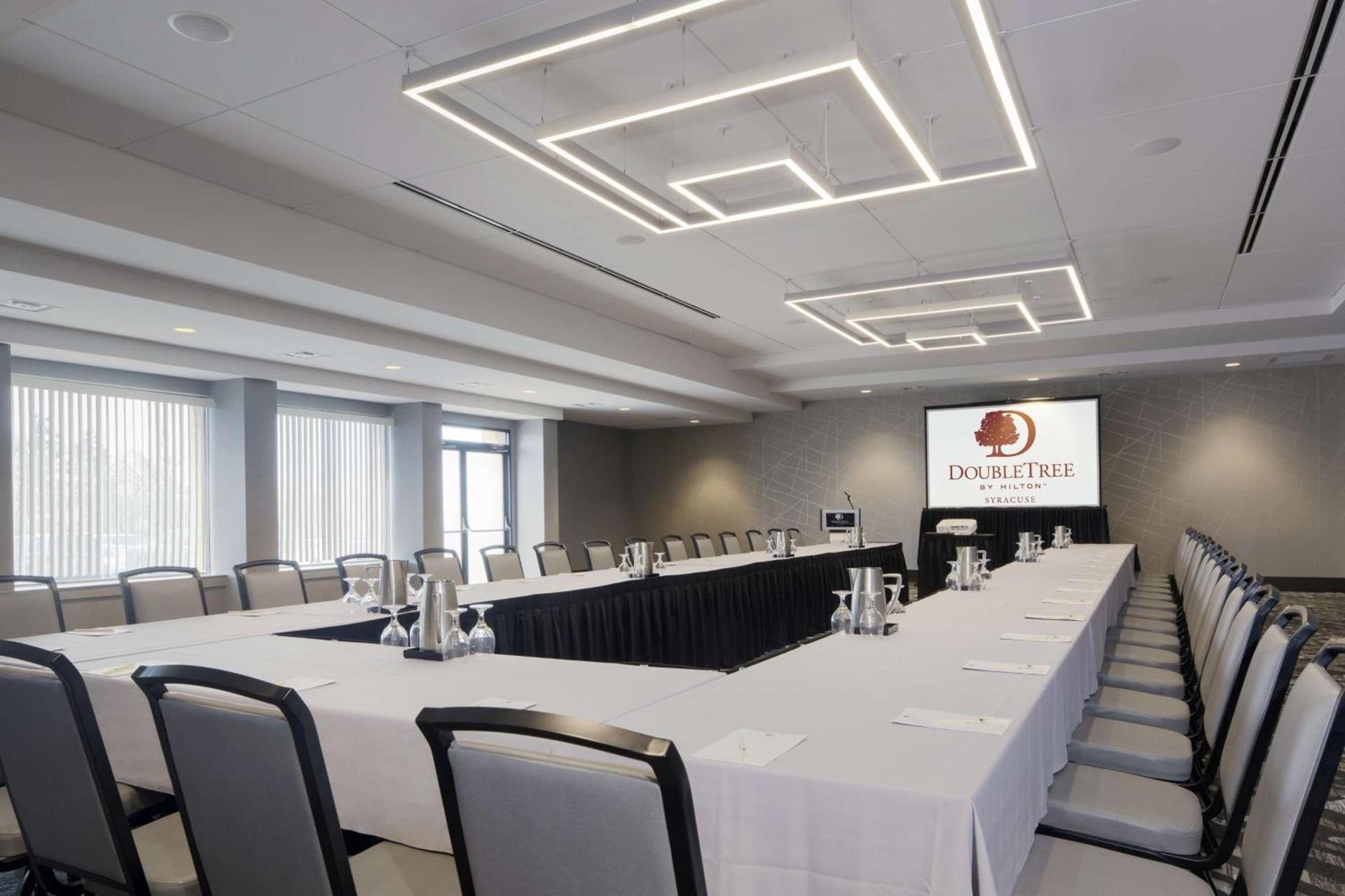 DoubleTree by Hilton Hotel Syracuse photo 42