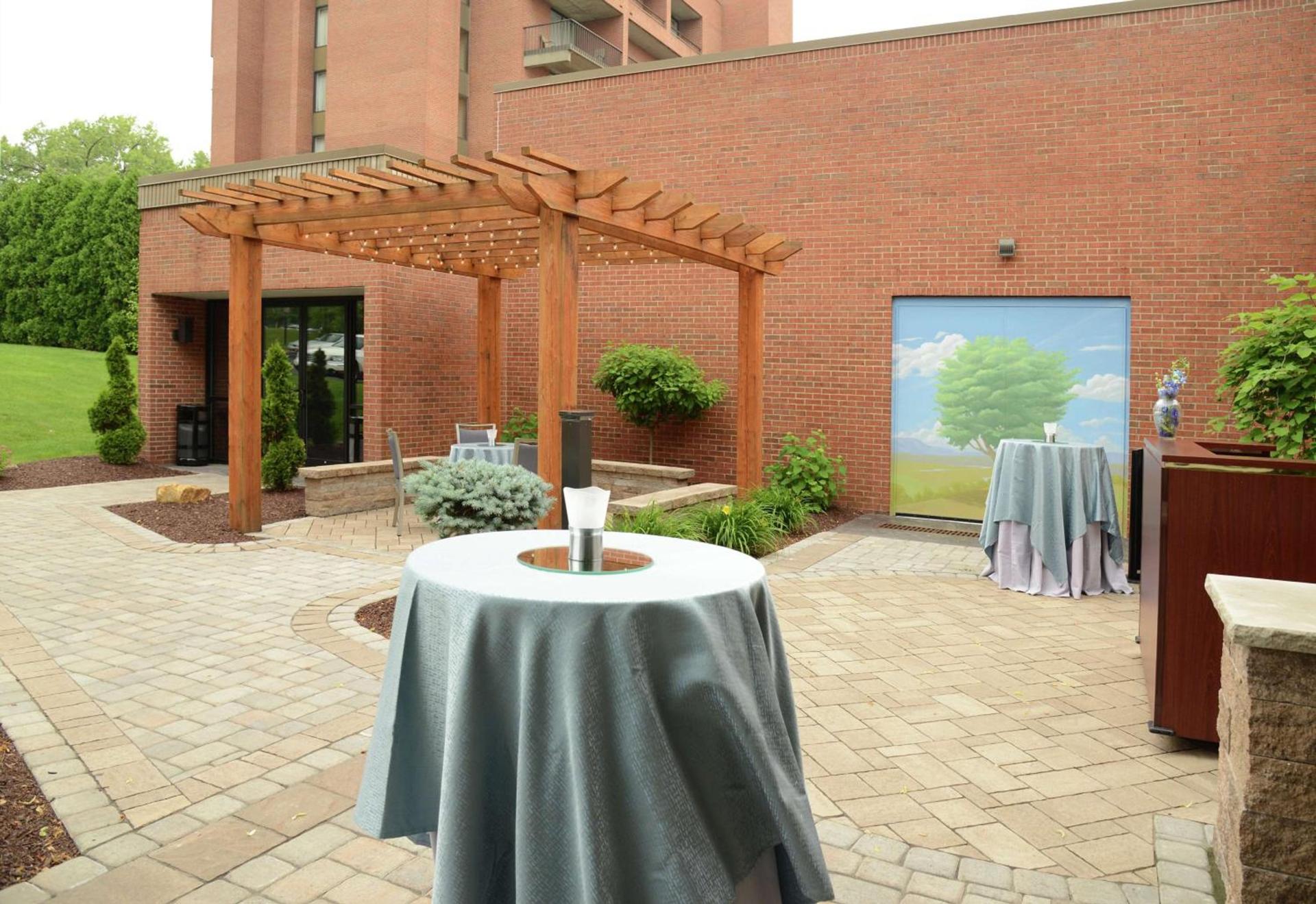 DoubleTree by Hilton Hotel Syracuse photo 51