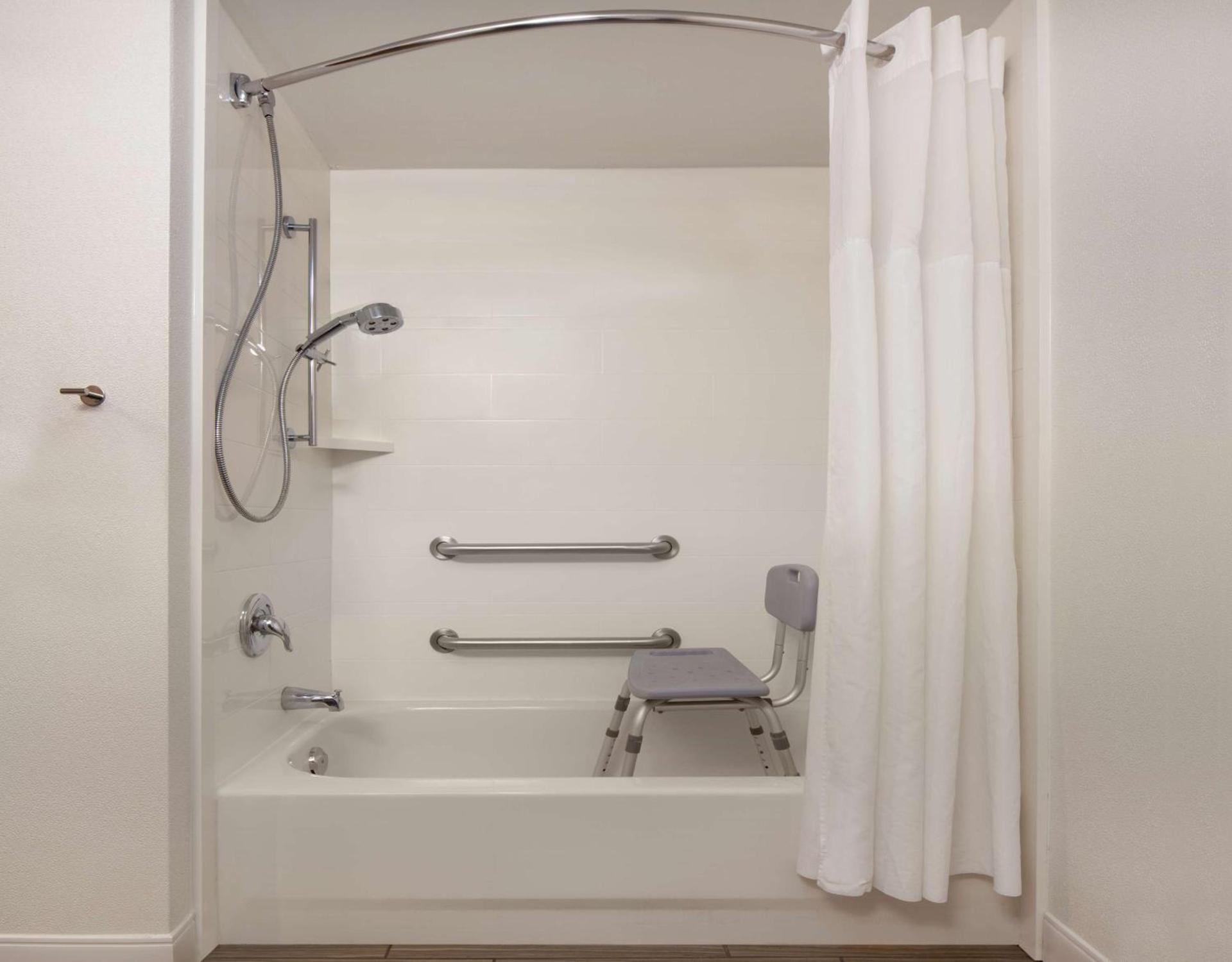 Hampton Inn Lawrenceville photo 12