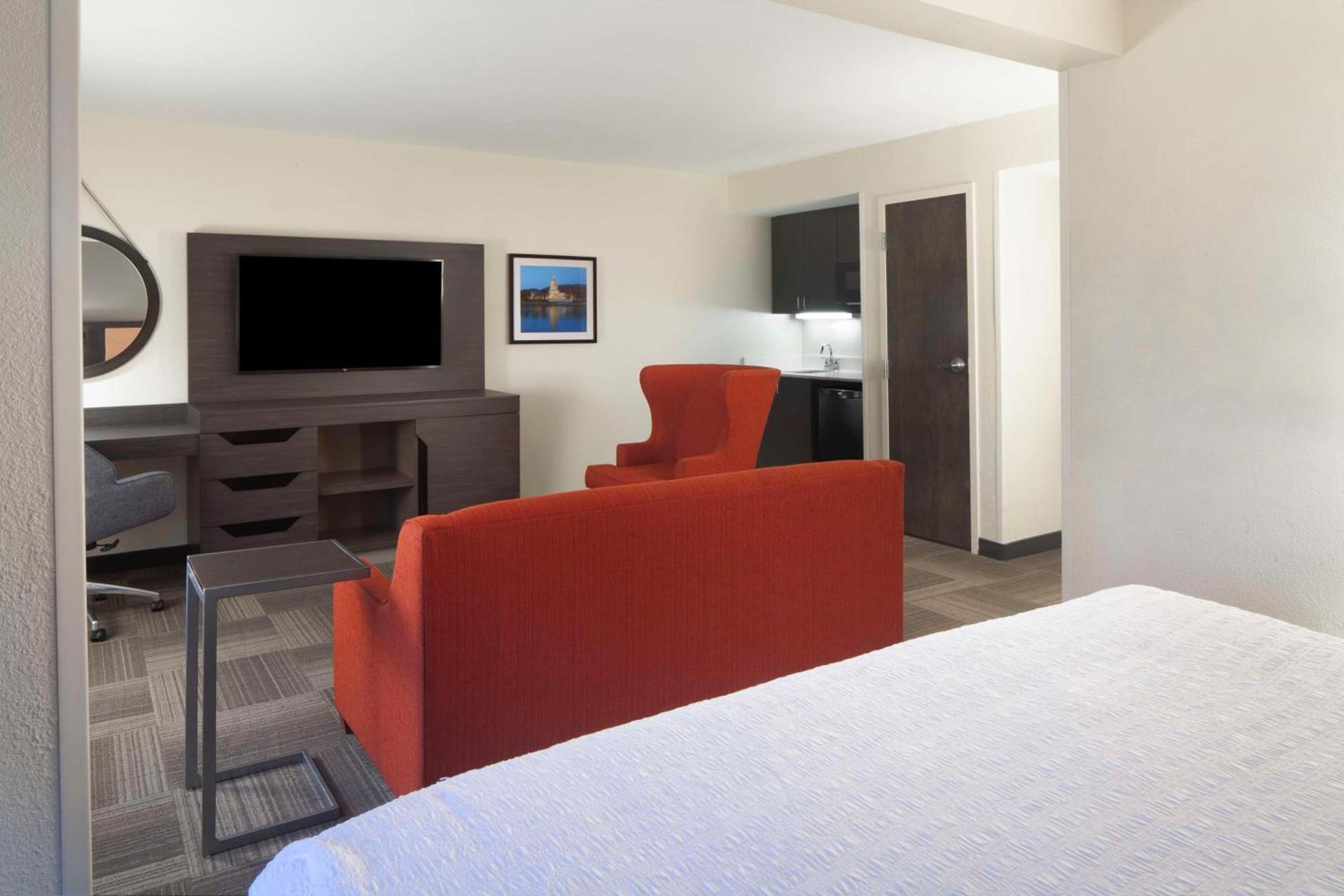 Hampton Inn Charleston-Southridge photo 27