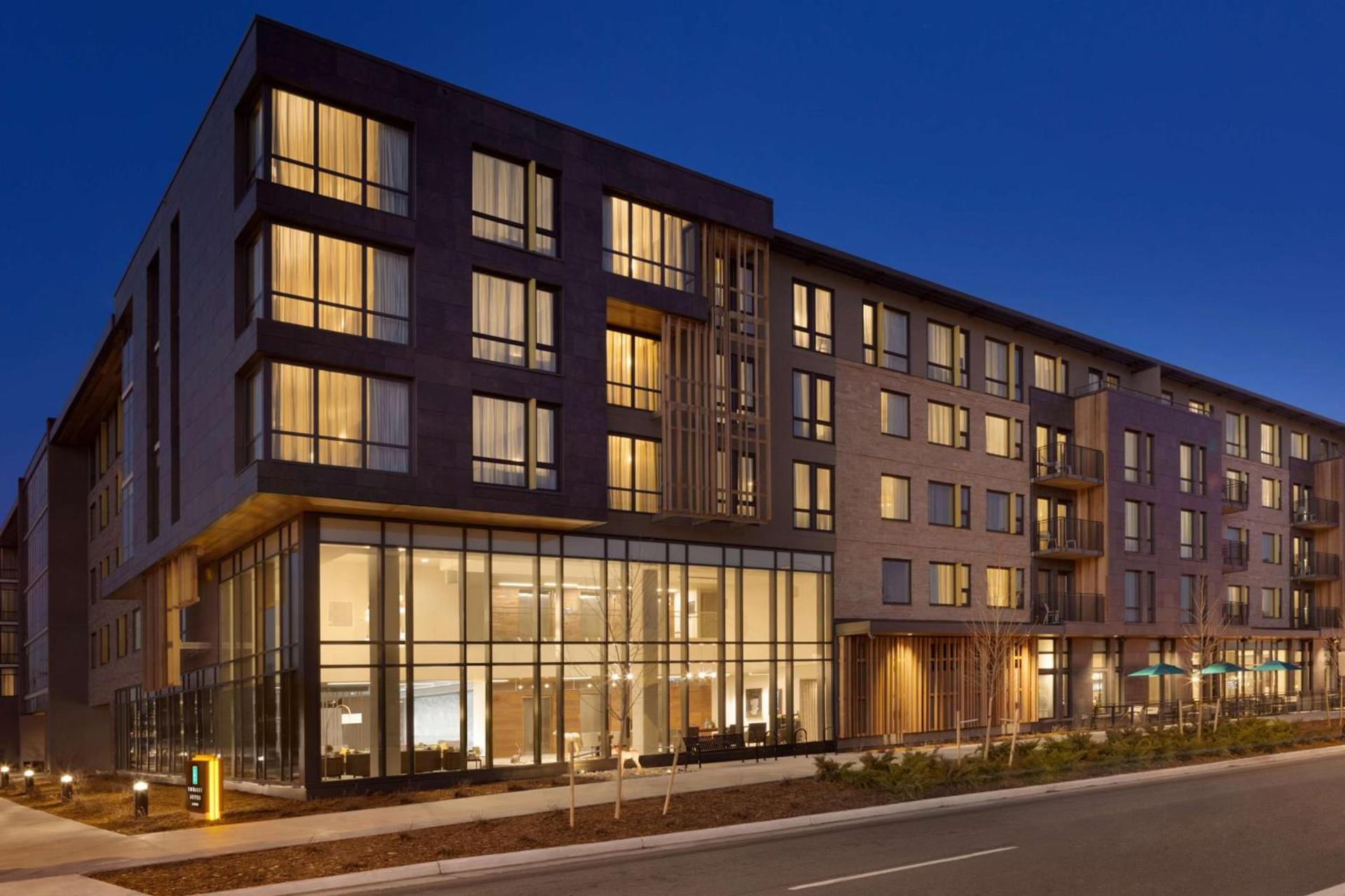 Embassy Suites By Hilton Boulder photo 3