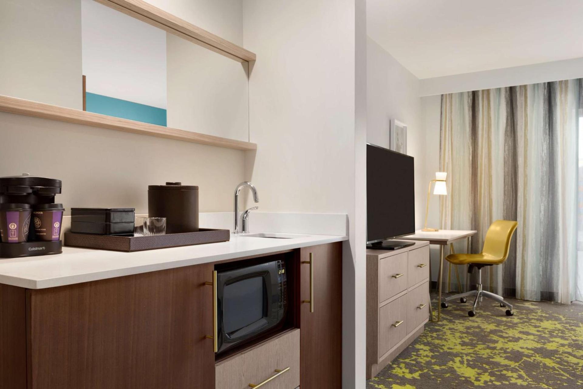 Embassy Suites By Hilton Boulder photo 16