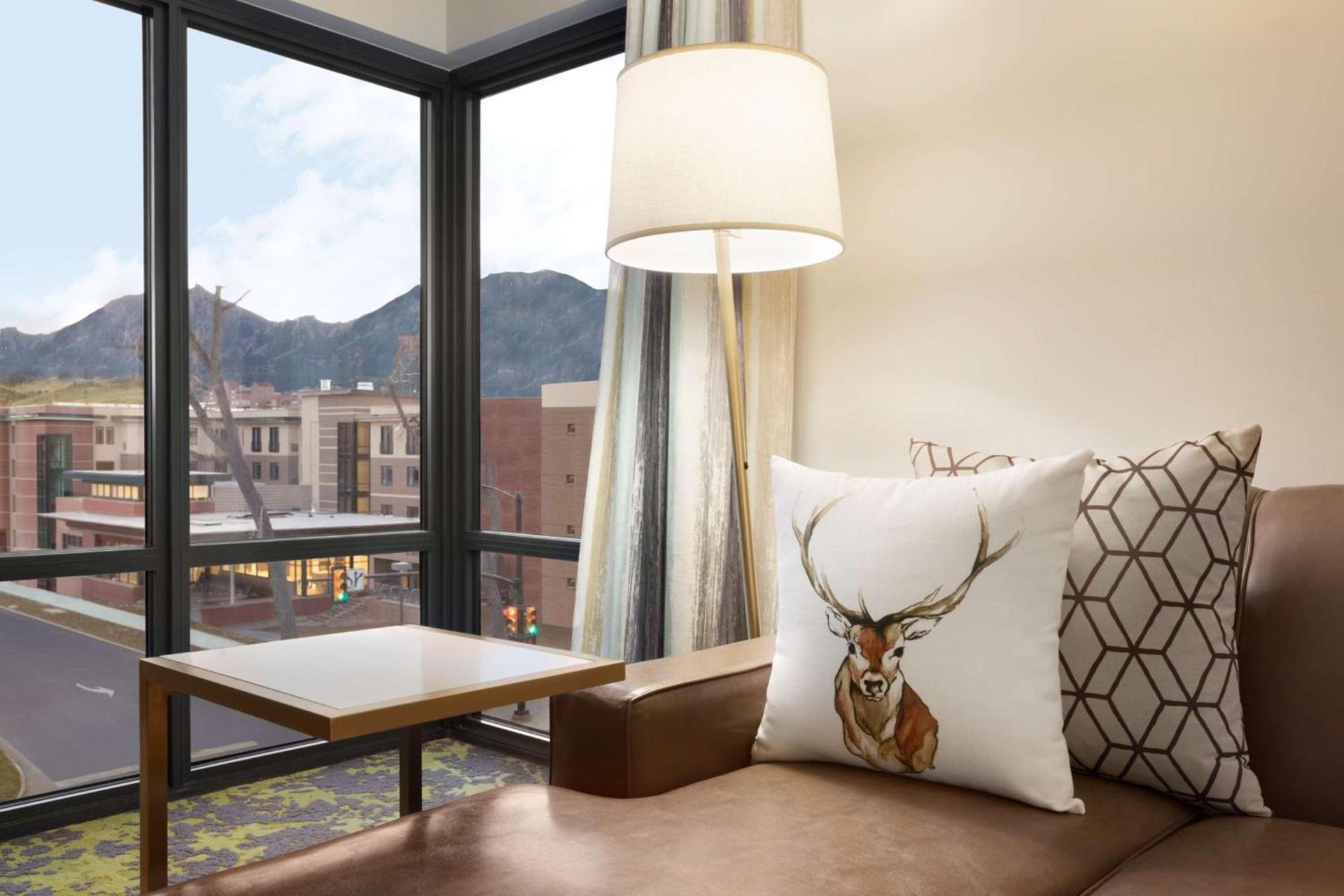 Embassy Suites By Hilton Boulder photo 18