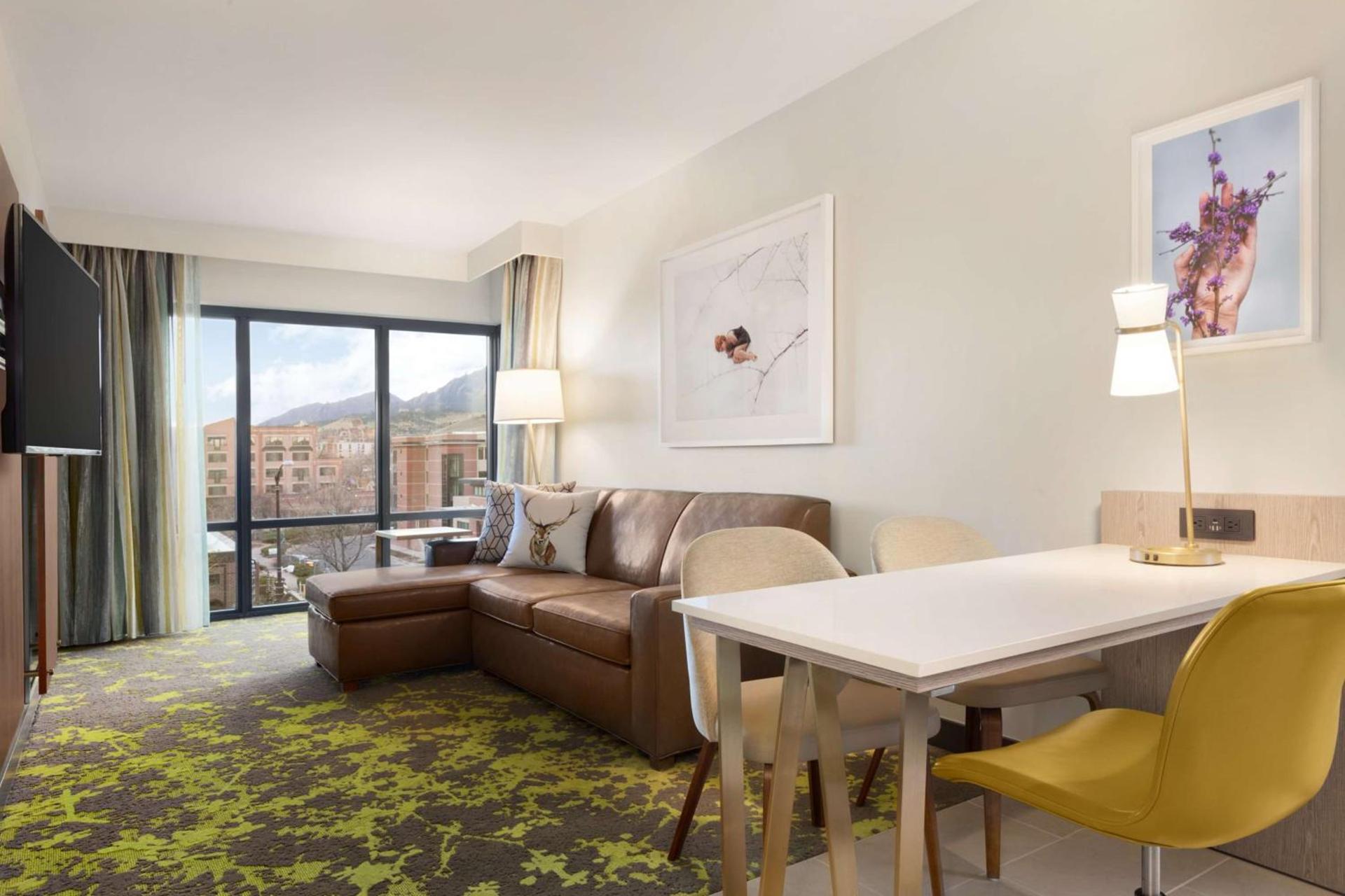 Embassy Suites By Hilton Boulder photo 32