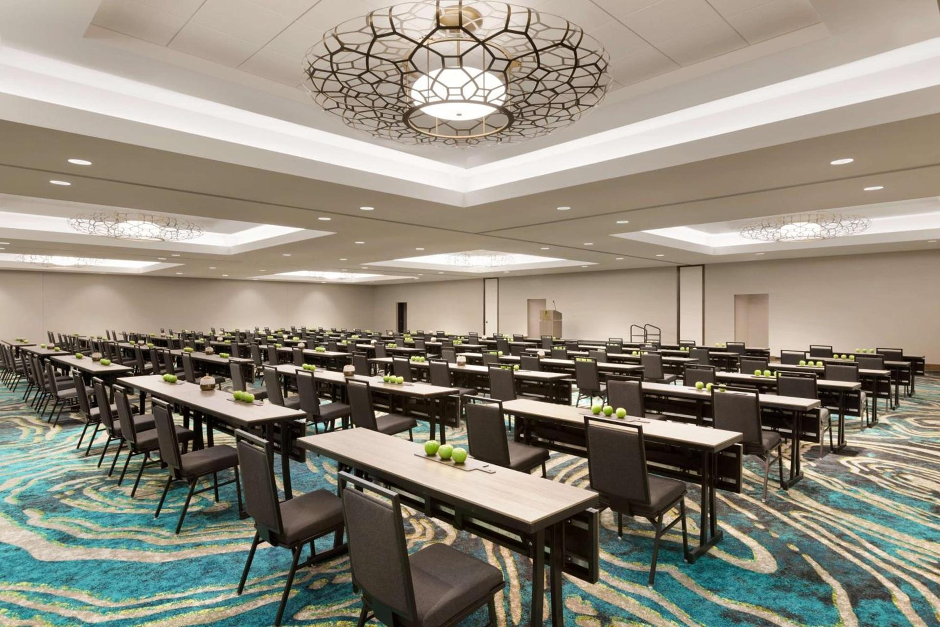 Embassy Suites By Hilton Boulder photo 39