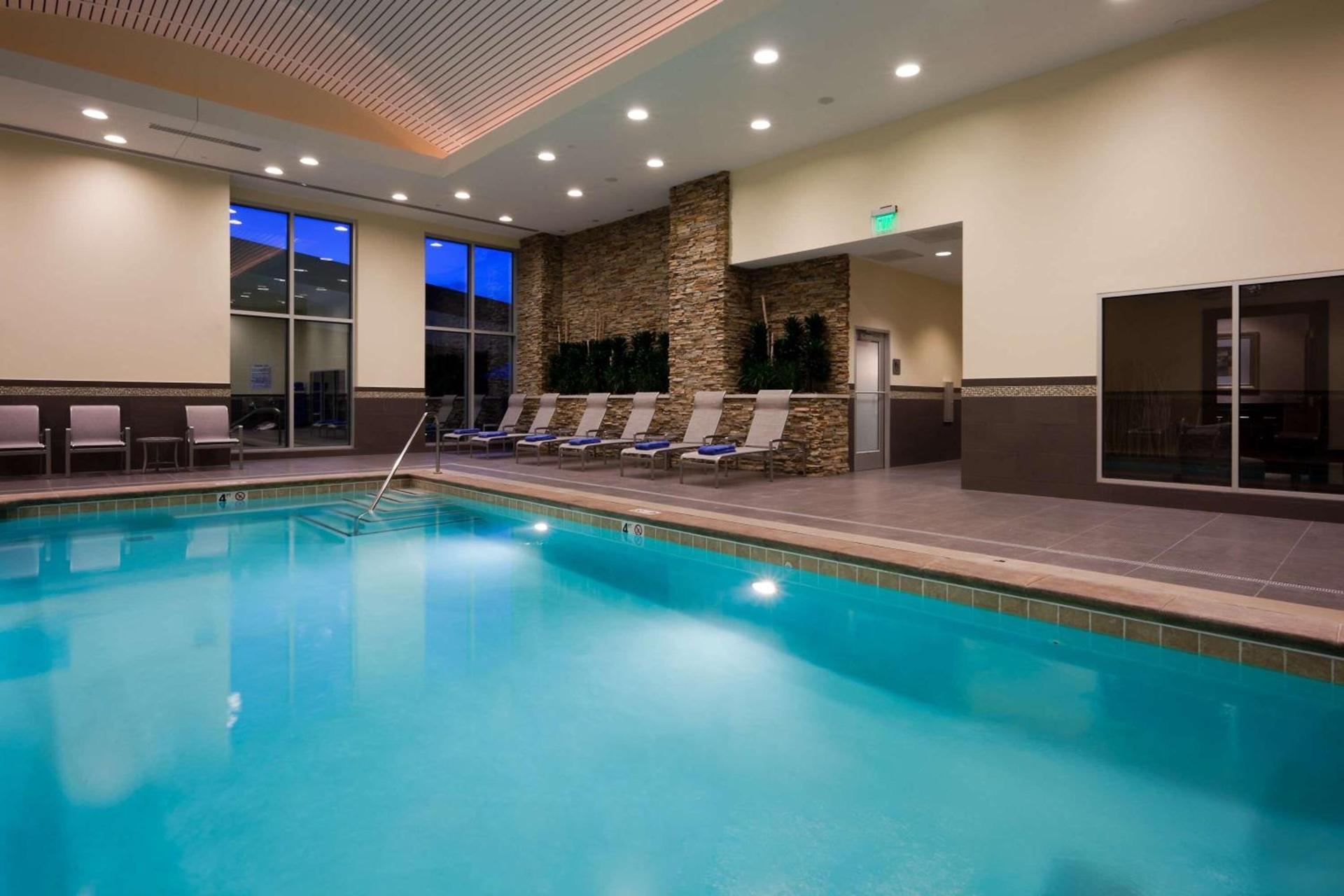 Embassy Suites by Hilton Denver Downtown Convention Center photo 3
