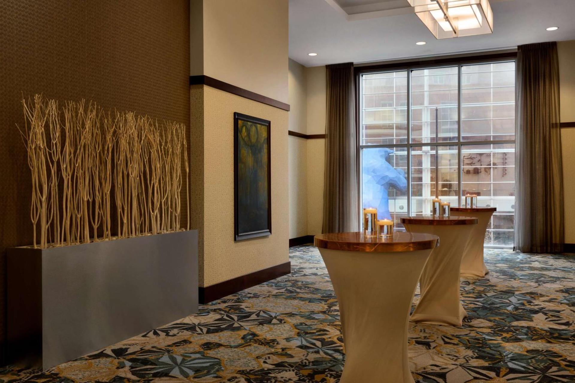 Embassy Suites by Hilton Denver Downtown Convention Center photo 54