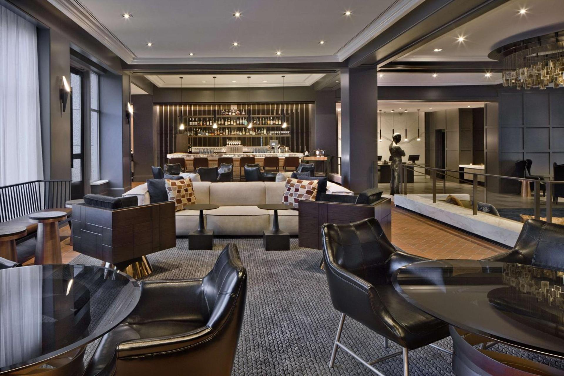 The Logan Philadelphia, Curio Collection by Hilton photo 16