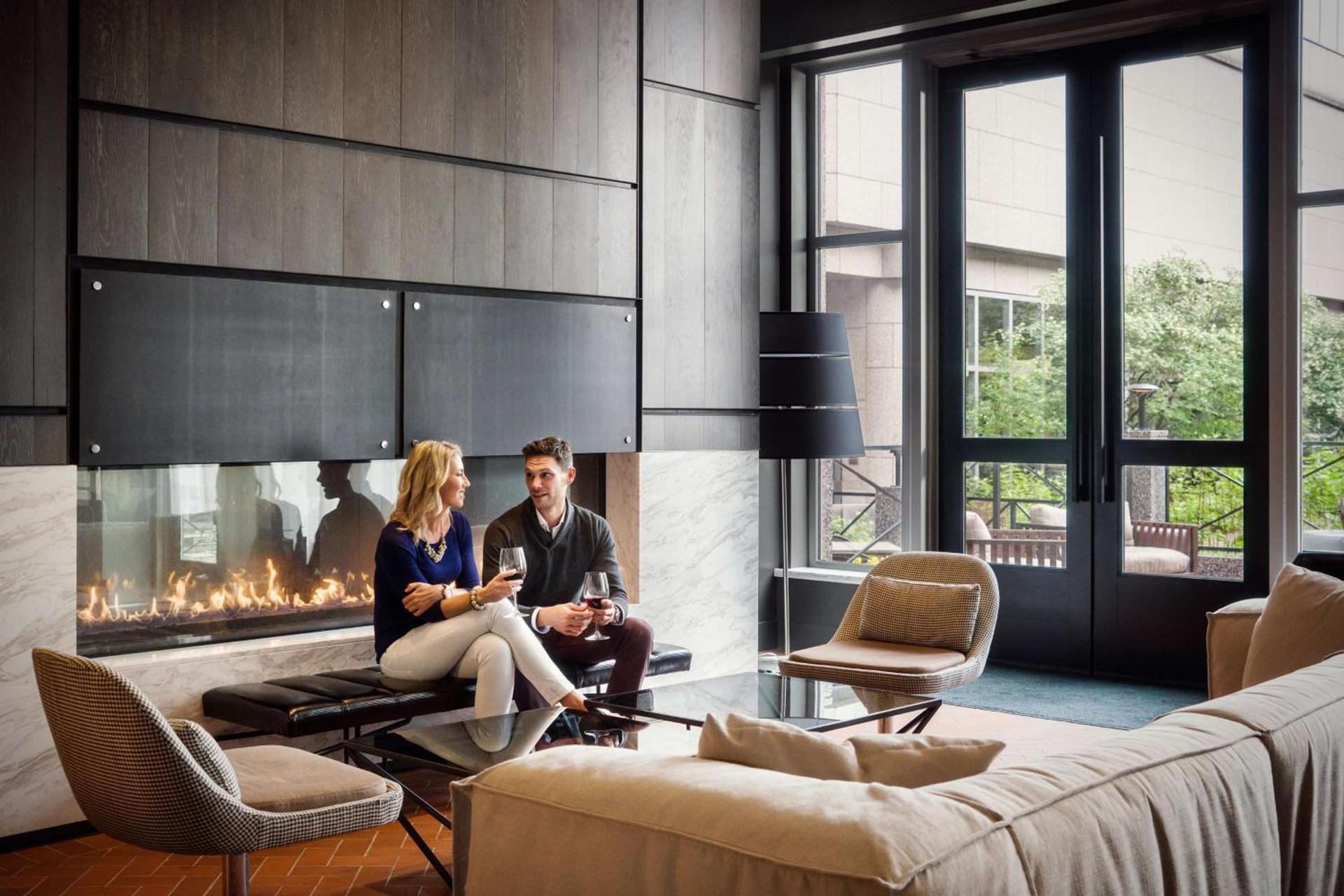 The Logan Philadelphia, Curio Collection by Hilton photo 17