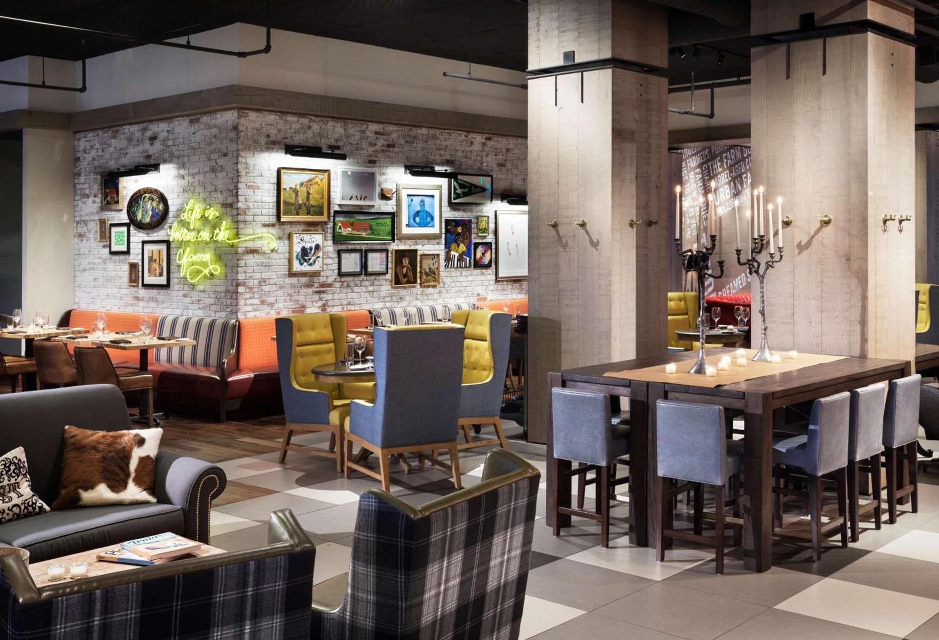 The Logan Philadelphia, Curio Collection by Hilton photo 30