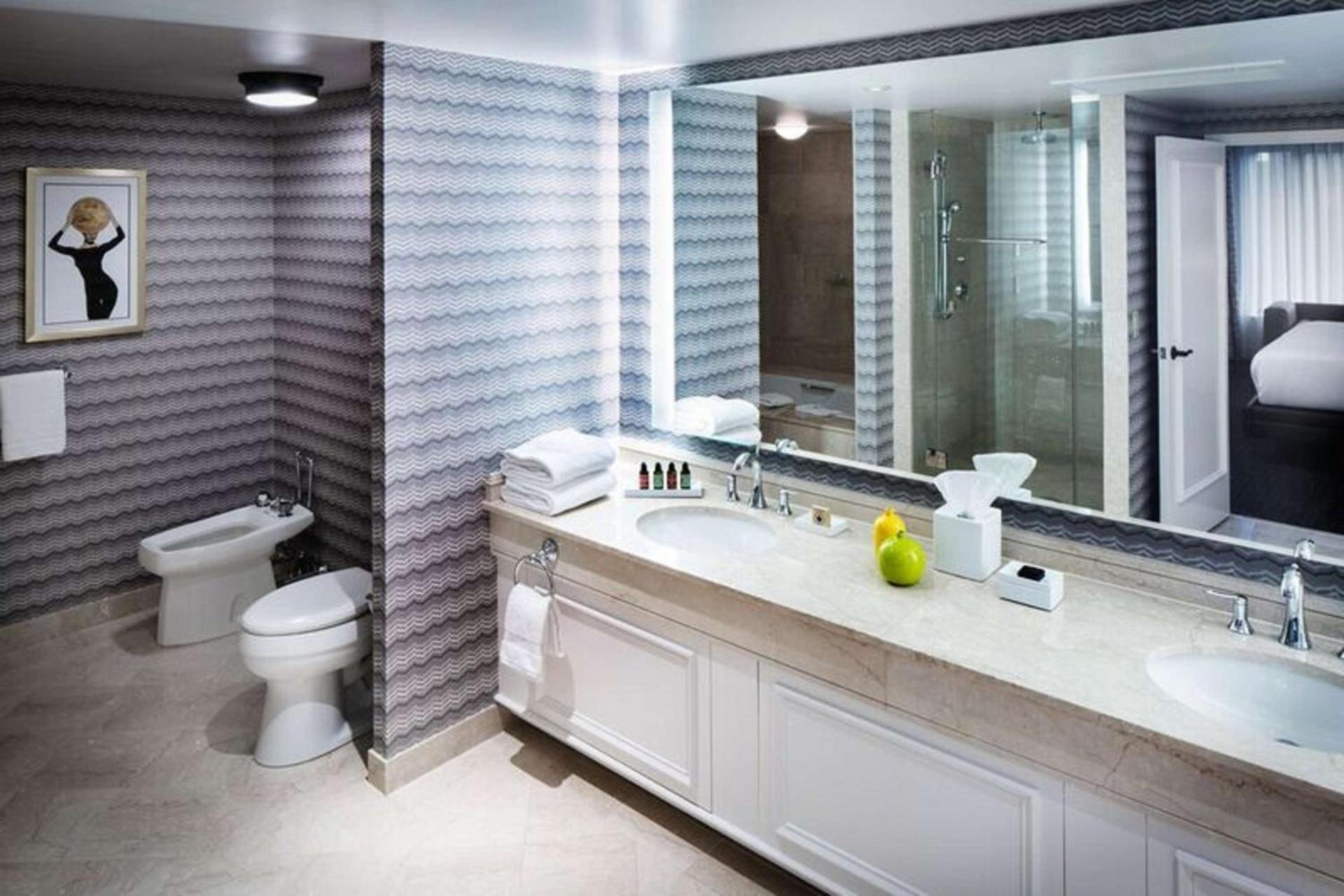 The Logan Philadelphia, Curio Collection by Hilton photo 39