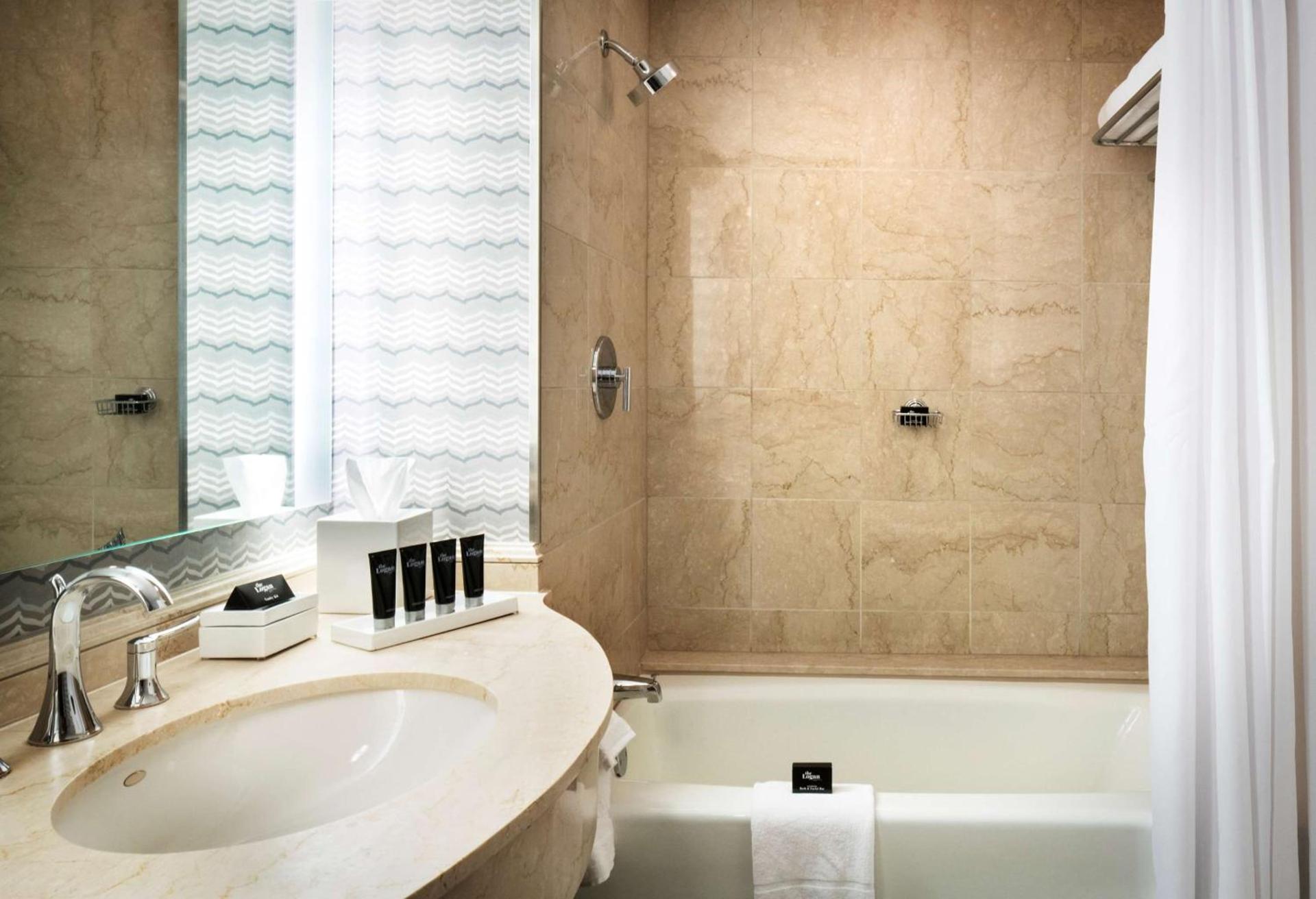 The Logan Philadelphia, Curio Collection by Hilton photo 47