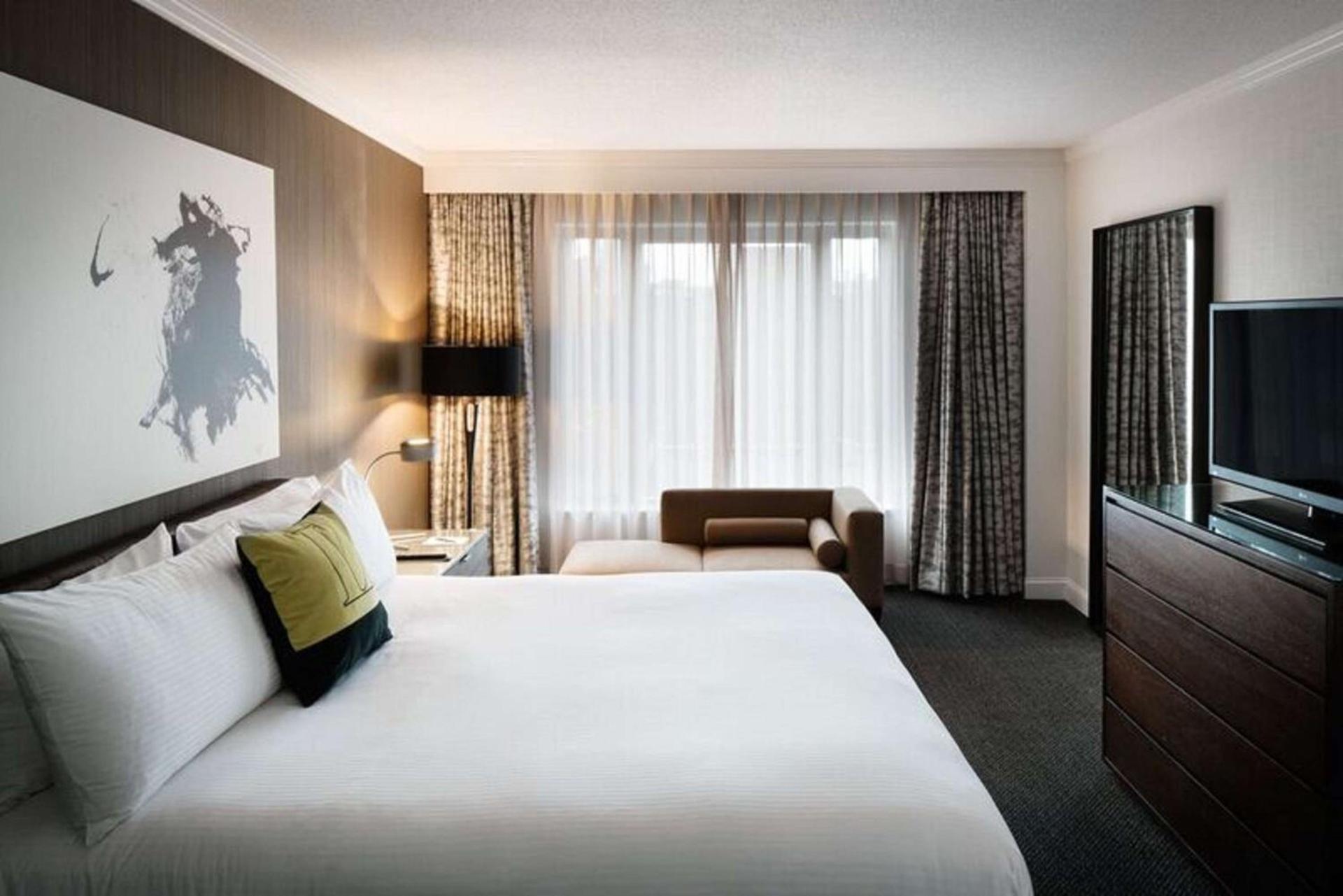 The Logan Philadelphia, Curio Collection by Hilton photo 63