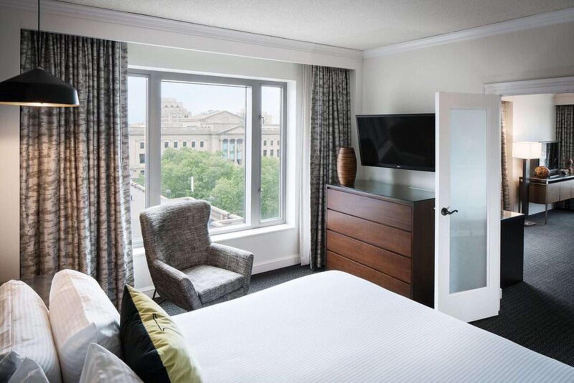 The Logan Philadelphia, Curio Collection by Hilton photo 64
