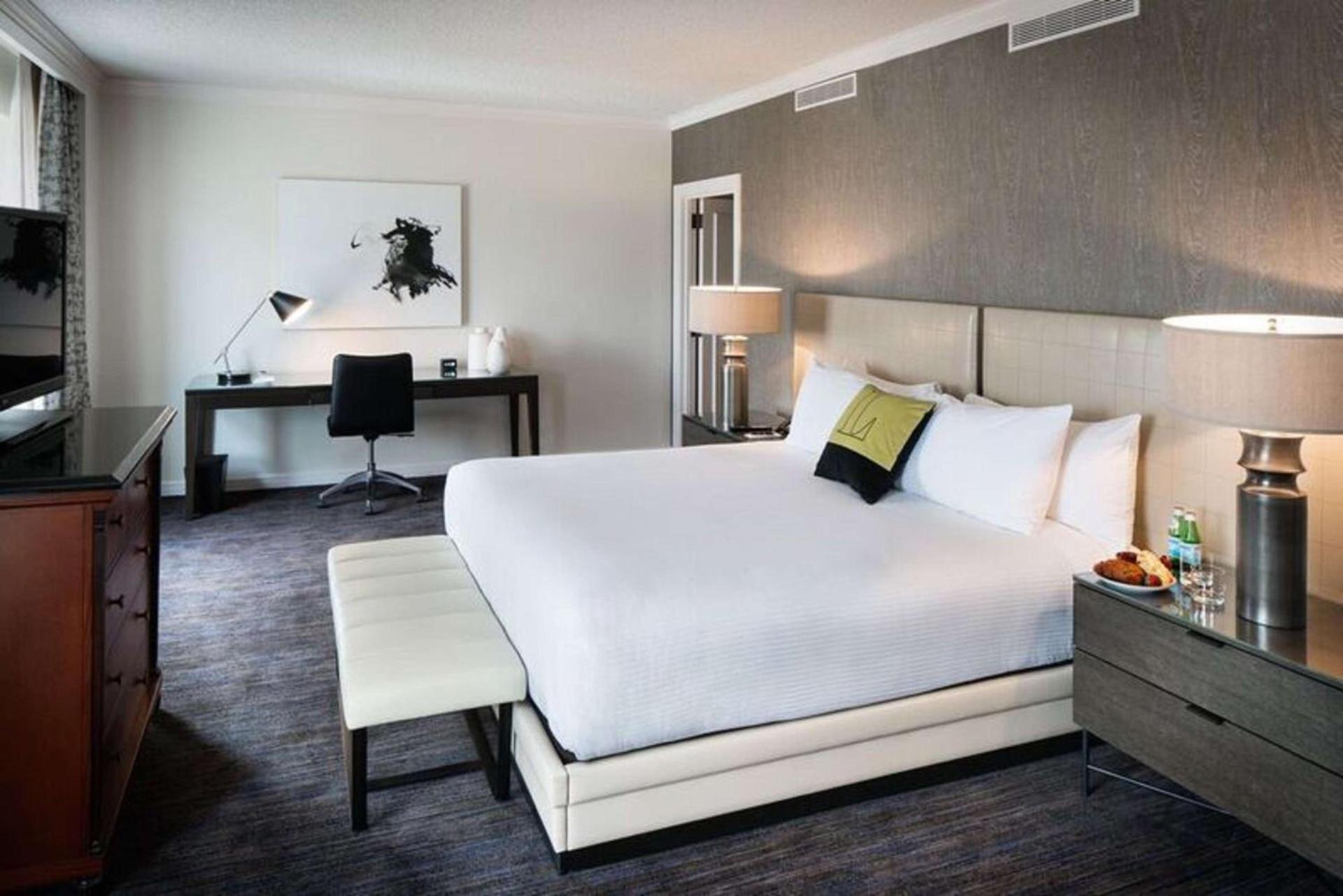 The Logan Philadelphia, Curio Collection by Hilton photo 69
