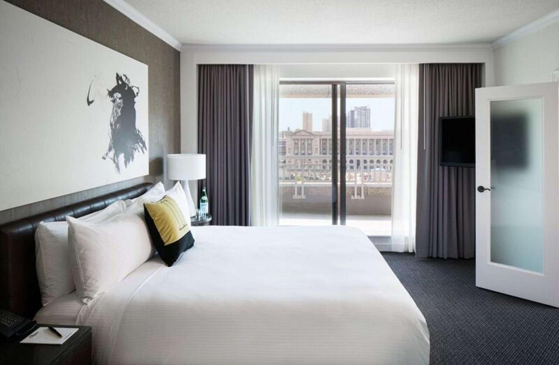 The Logan Philadelphia, Curio Collection by Hilton photo 82