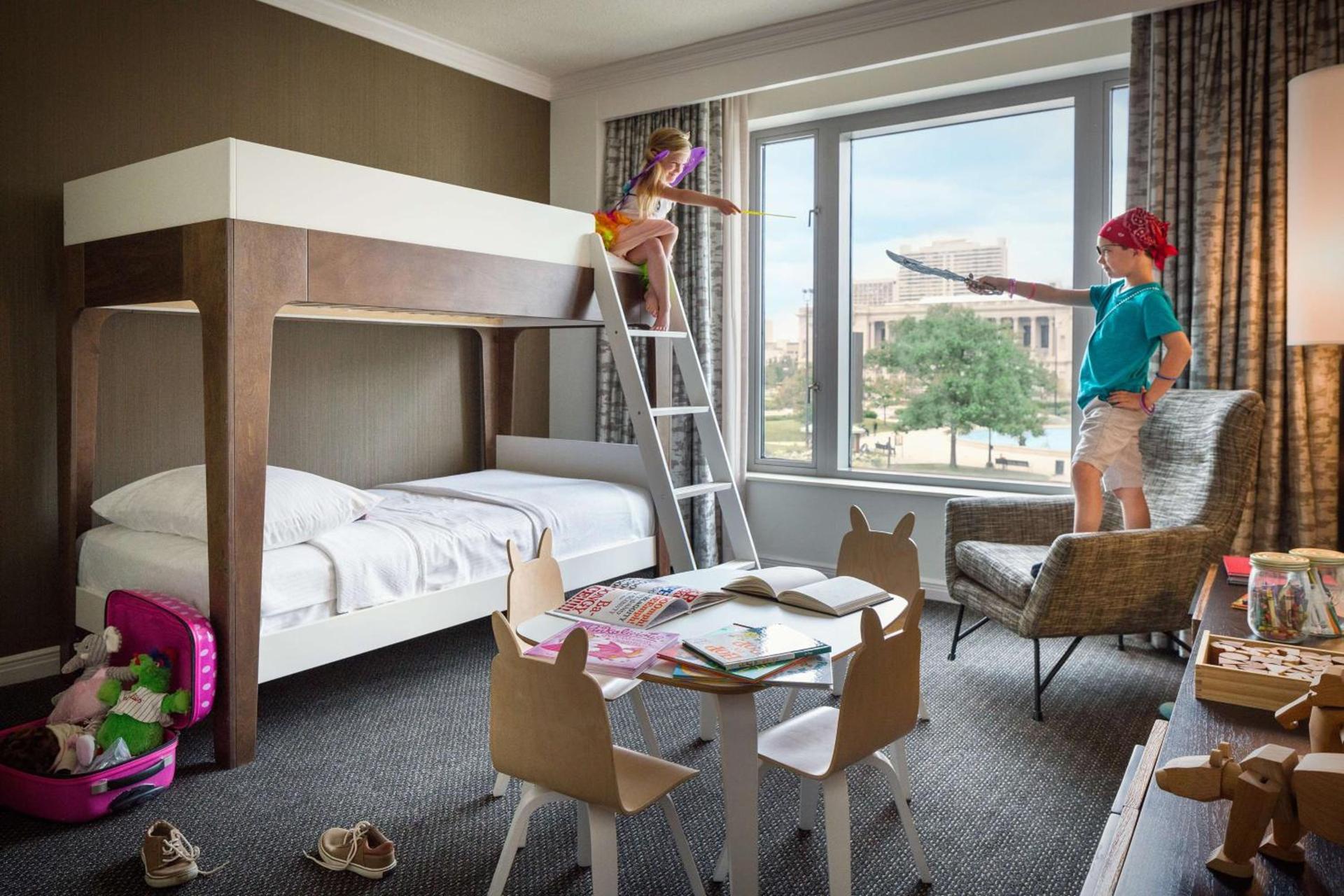 The Logan Philadelphia, Curio Collection by Hilton photo 89