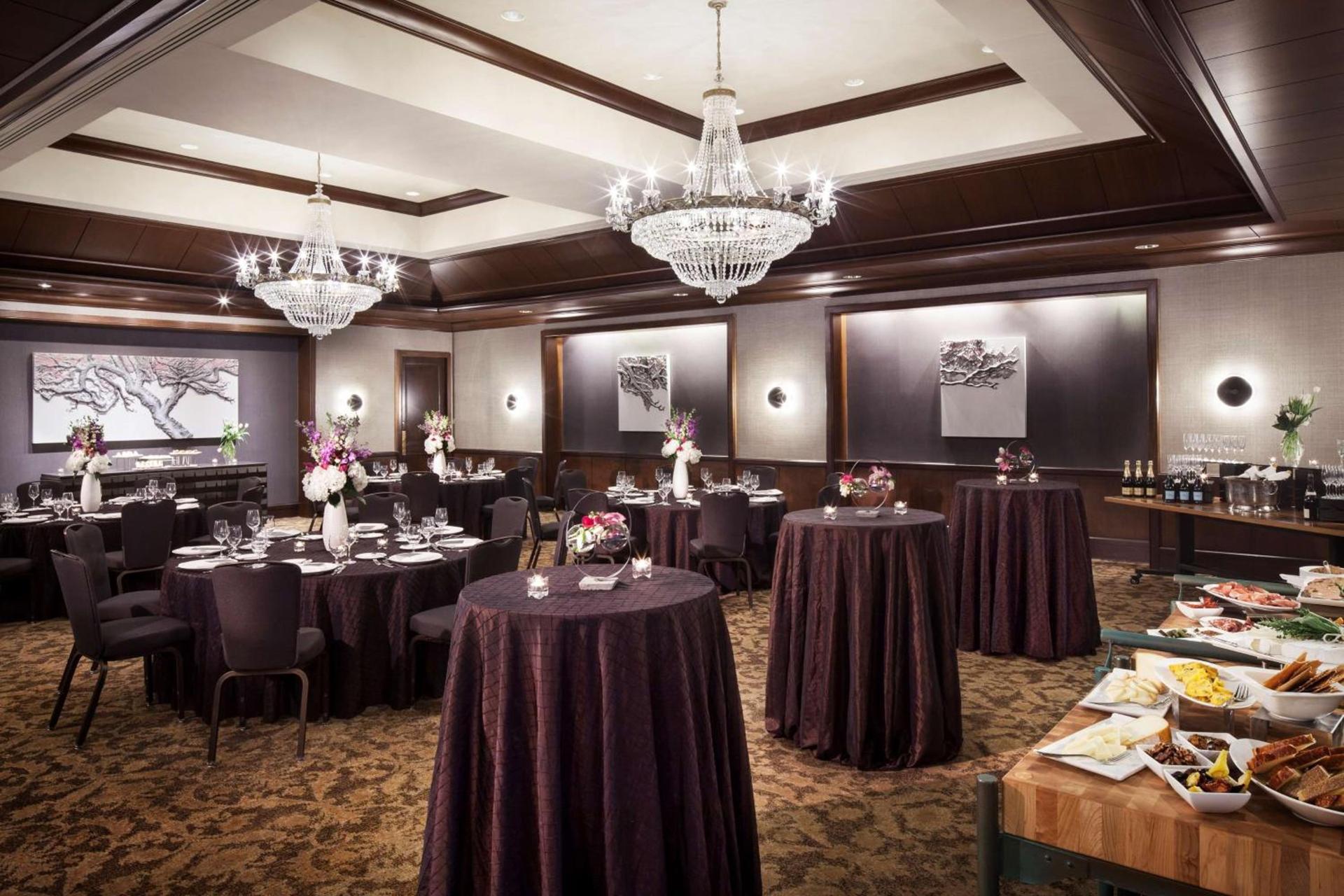 The Logan Philadelphia, Curio Collection by Hilton photo 95
