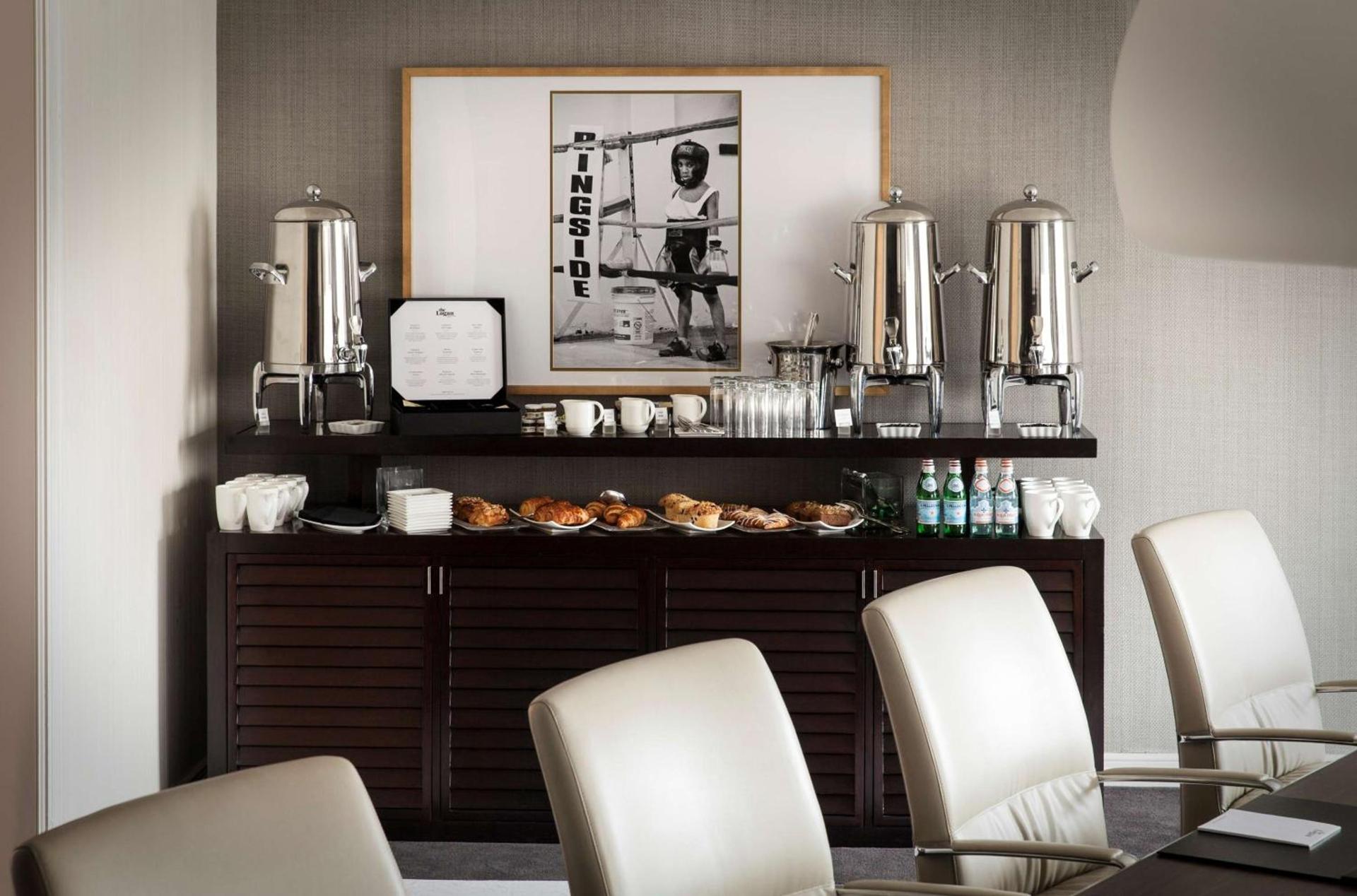 The Logan Philadelphia, Curio Collection by Hilton photo 97