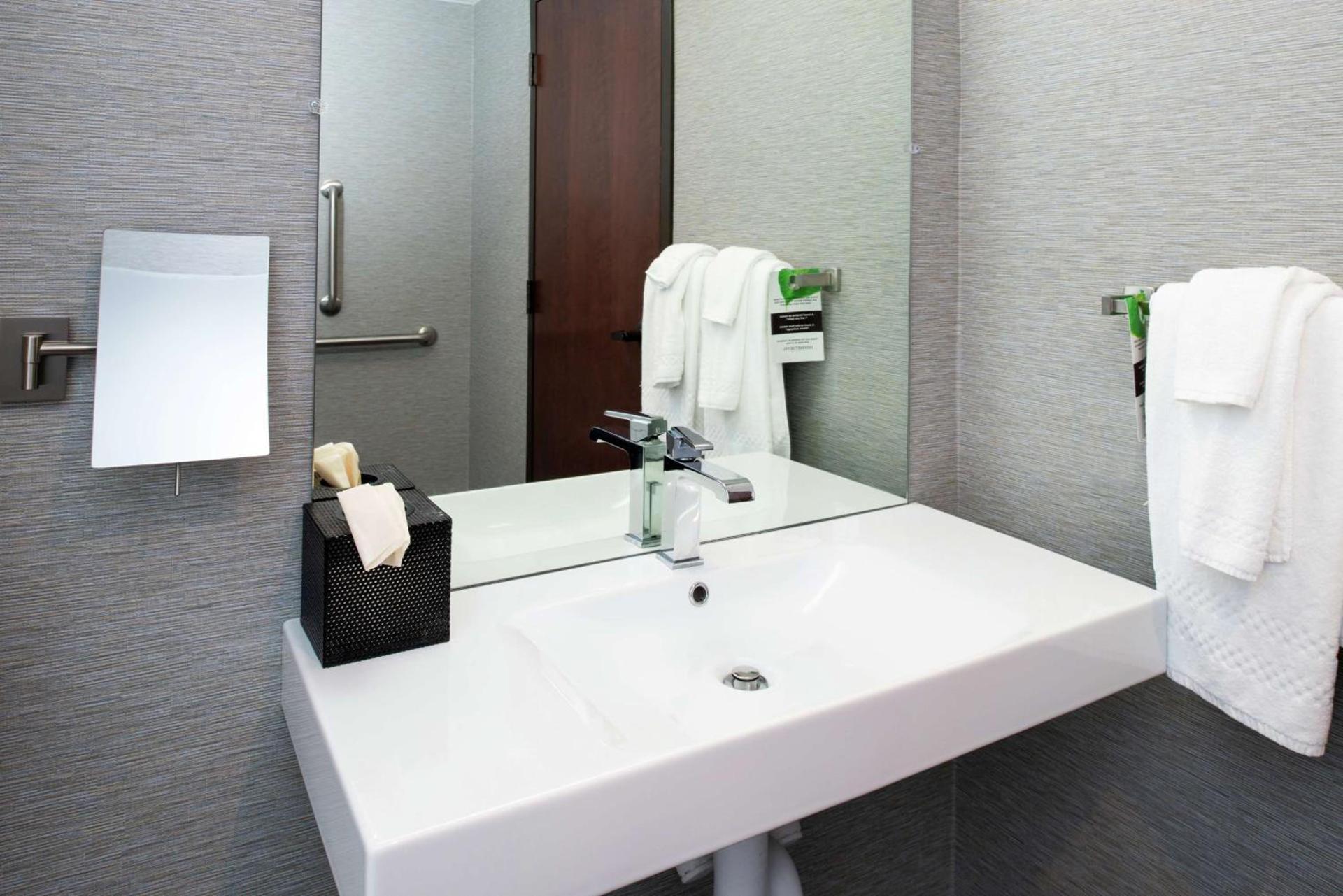 Joinery Hotel Pittsburgh, Curio Collection by Hilton photo 7