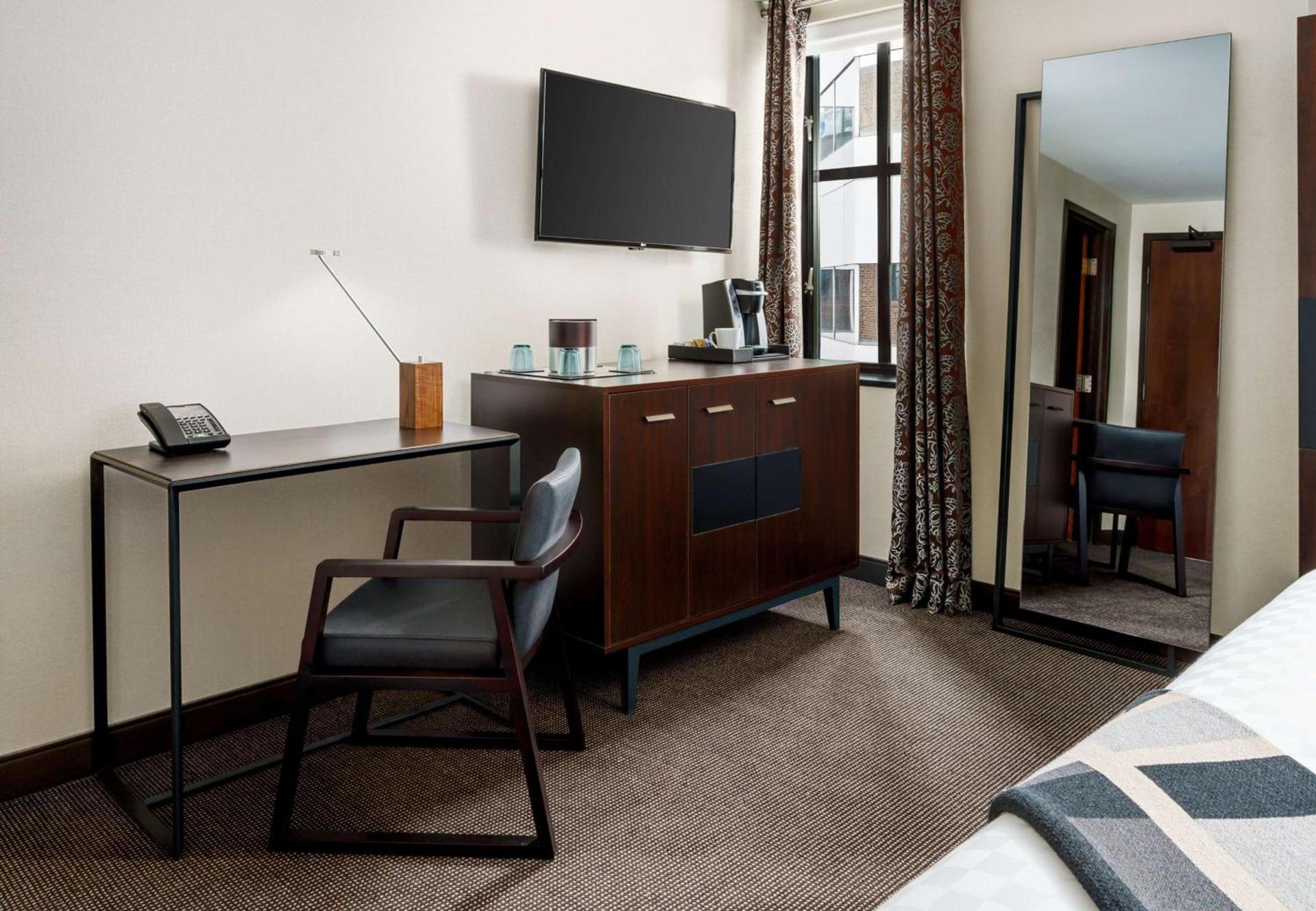 Joinery Hotel Pittsburgh, Curio Collection by Hilton photo 28