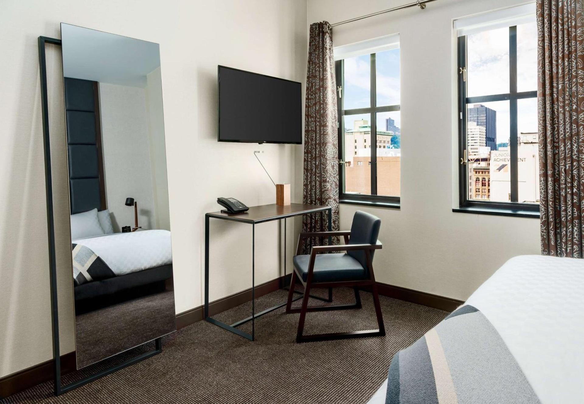 Joinery Hotel Pittsburgh, Curio Collection by Hilton photo 4