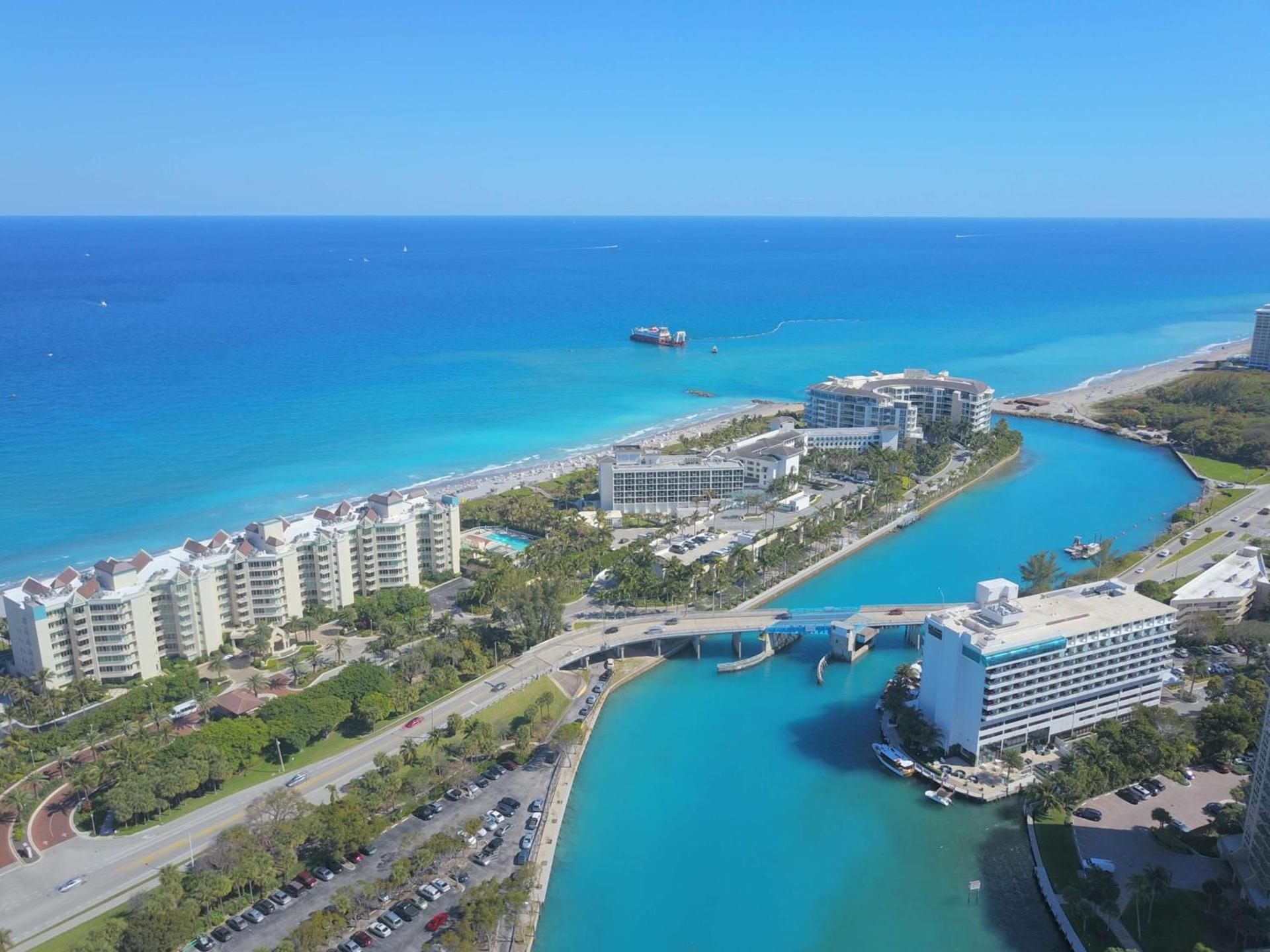 Waterstone Resort & Marina Boca Raton, Curio Collection by Hilton photo 3