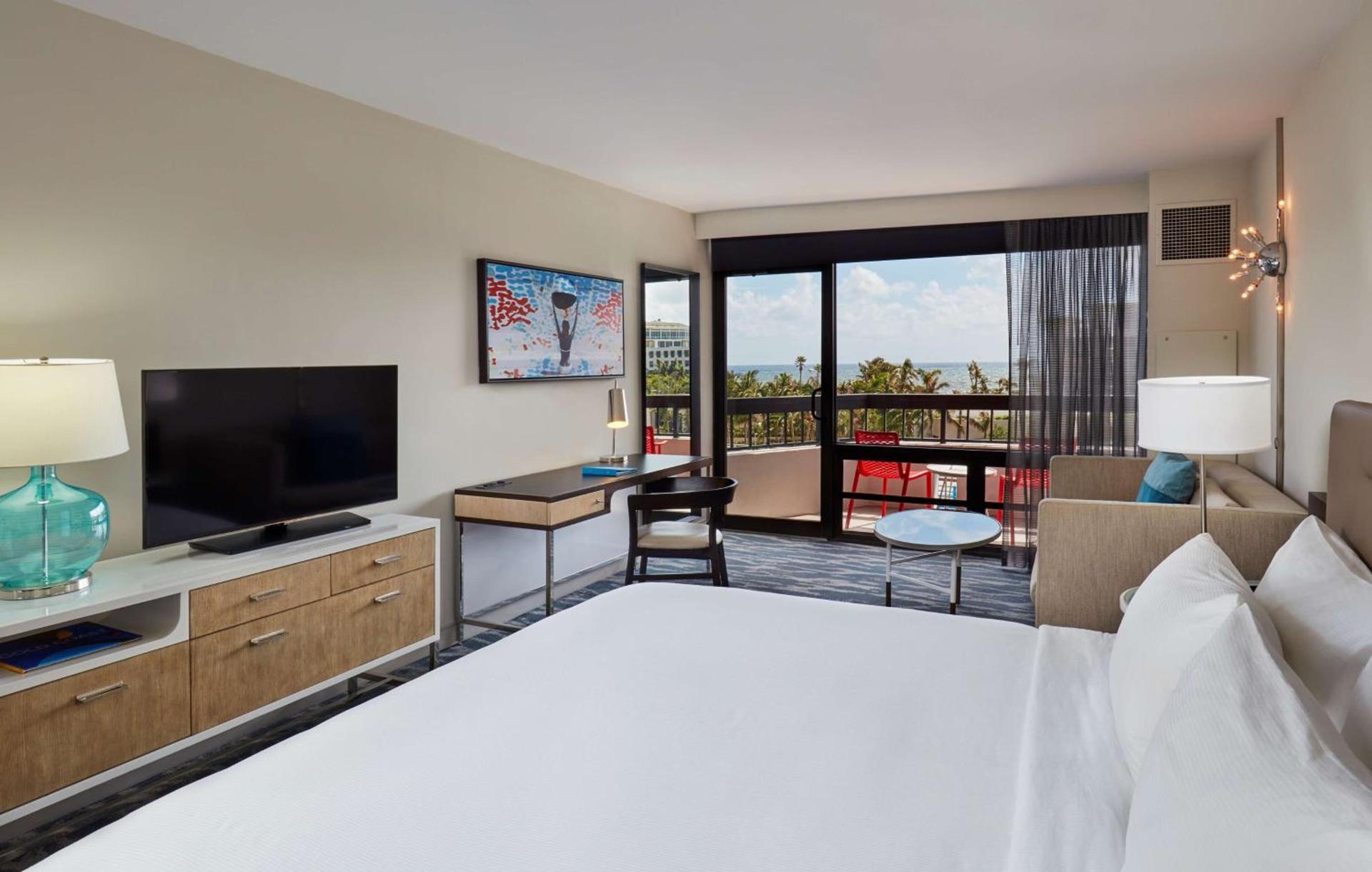Waterstone Resort & Marina Boca Raton, Curio Collection by Hilton photo 21