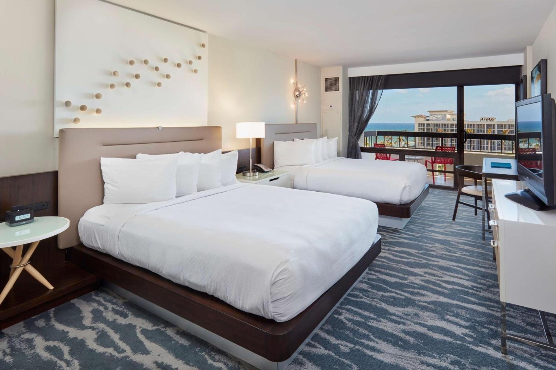 Waterstone Resort & Marina Boca Raton, Curio Collection by Hilton photo 22