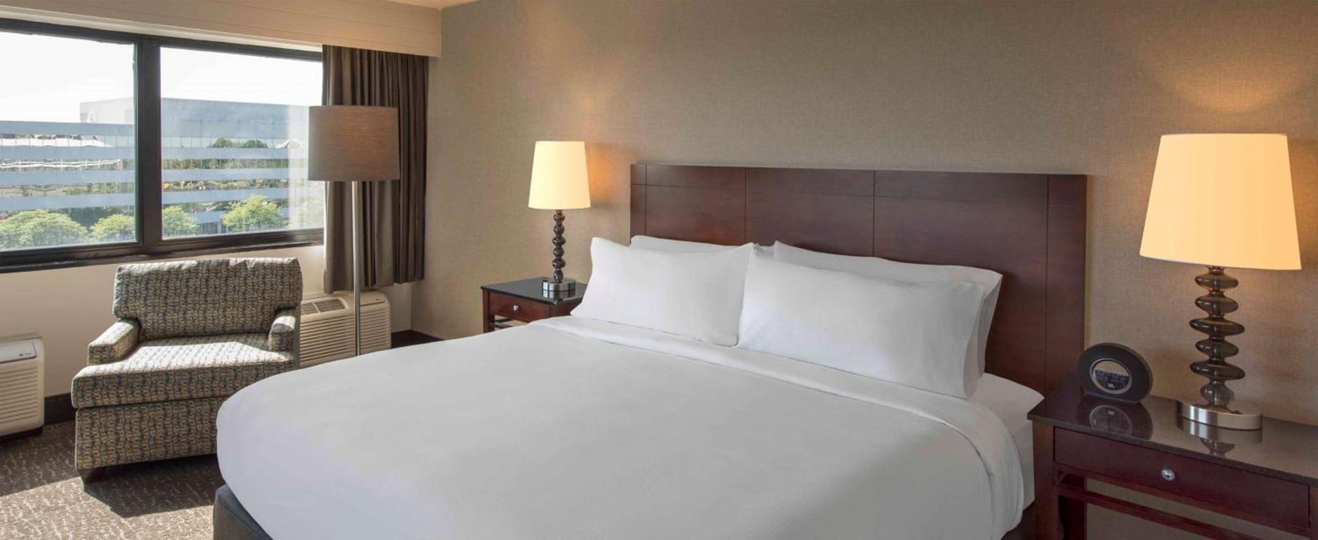DoubleTree by Hilton Chicago Schaumburg photo 12