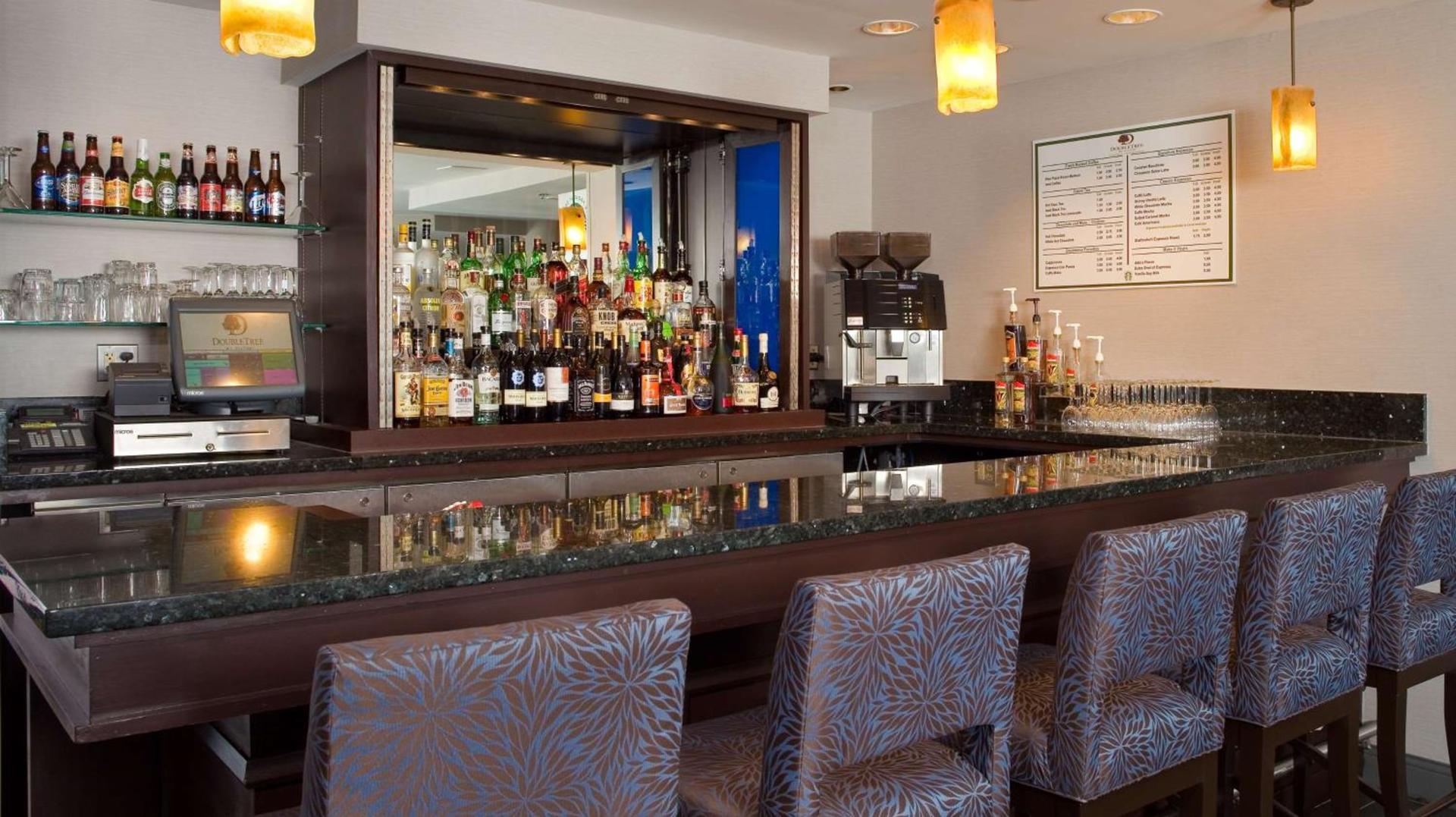DoubleTree by Hilton Chicago Schaumburg photo 6