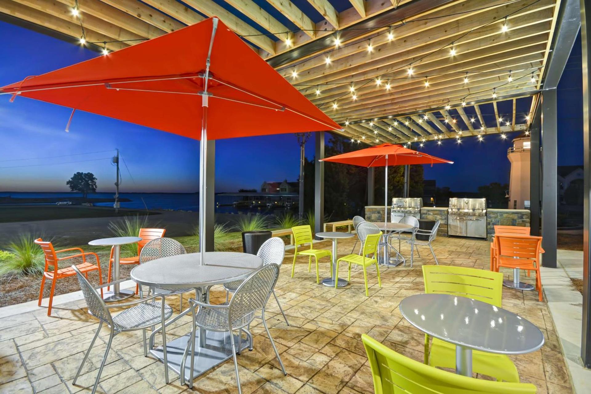 Home2 Suites By Hilton Decatur Ingalls Harbor photo 3