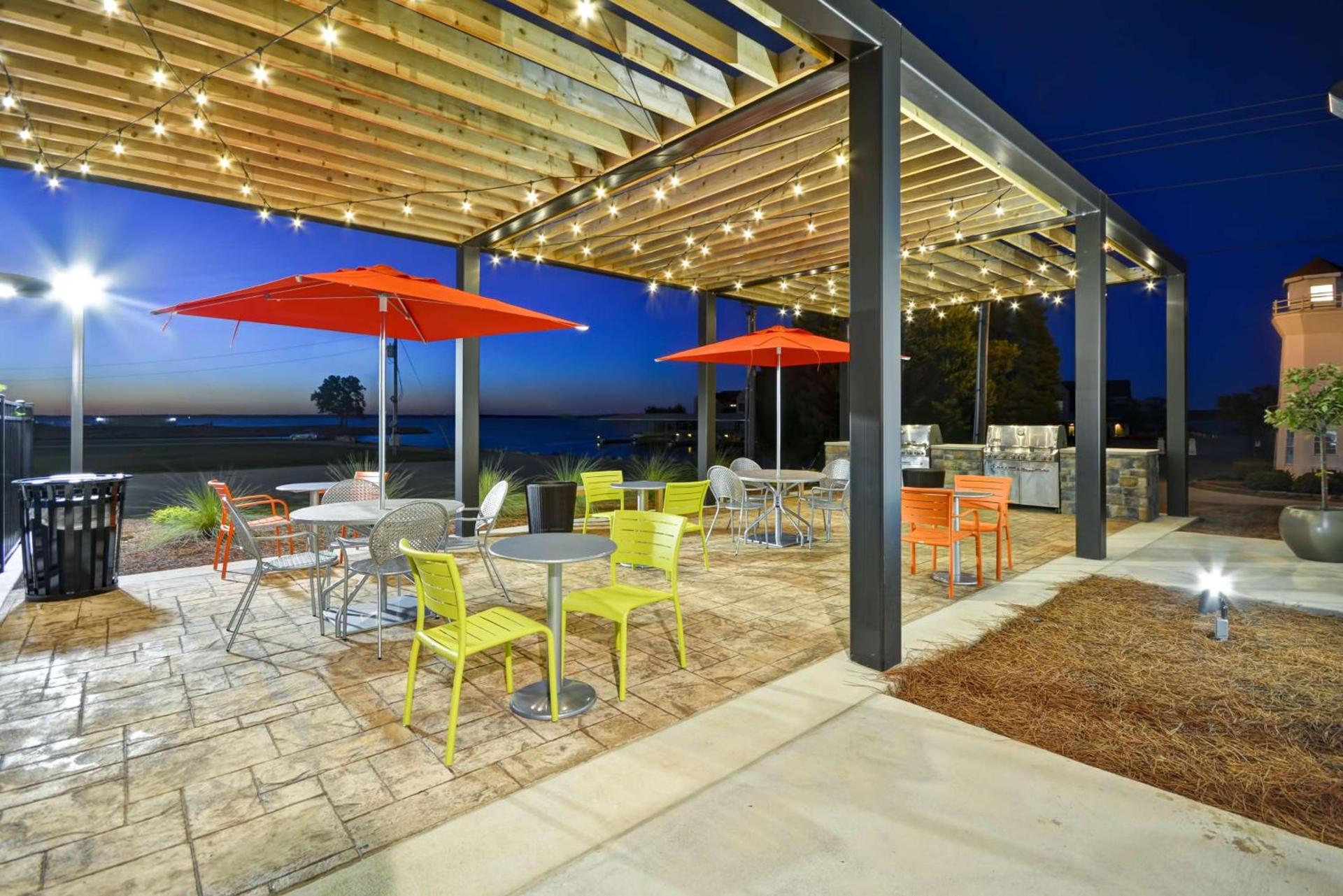 Home2 Suites By Hilton Decatur Ingalls Harbor photo 5