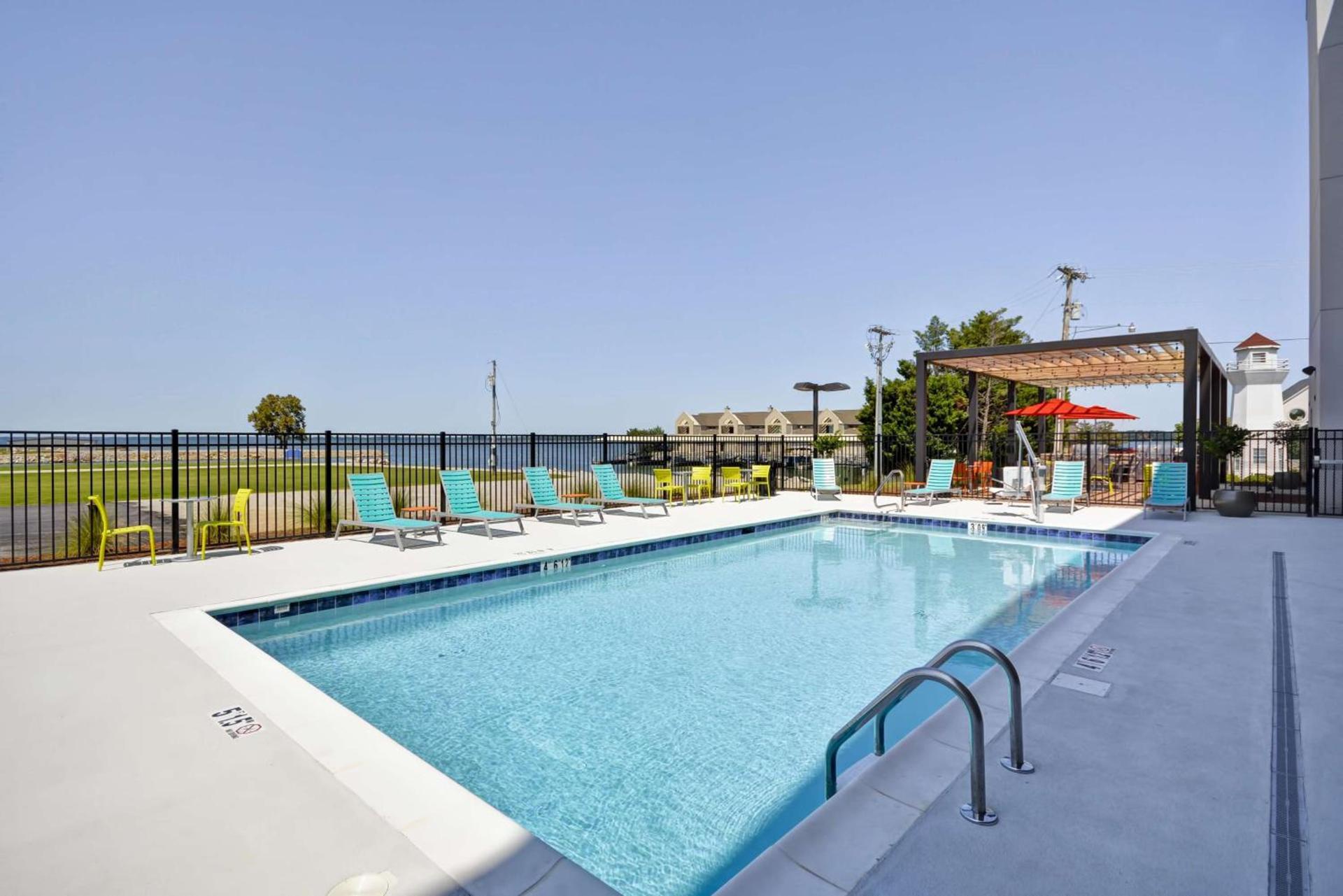 Home2 Suites By Hilton Decatur Ingalls Harbor photo 15