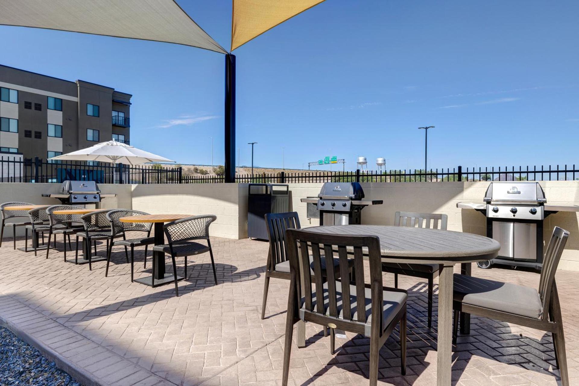 WaterWalk Extended Stay by Wyndham Tucson photo 29
